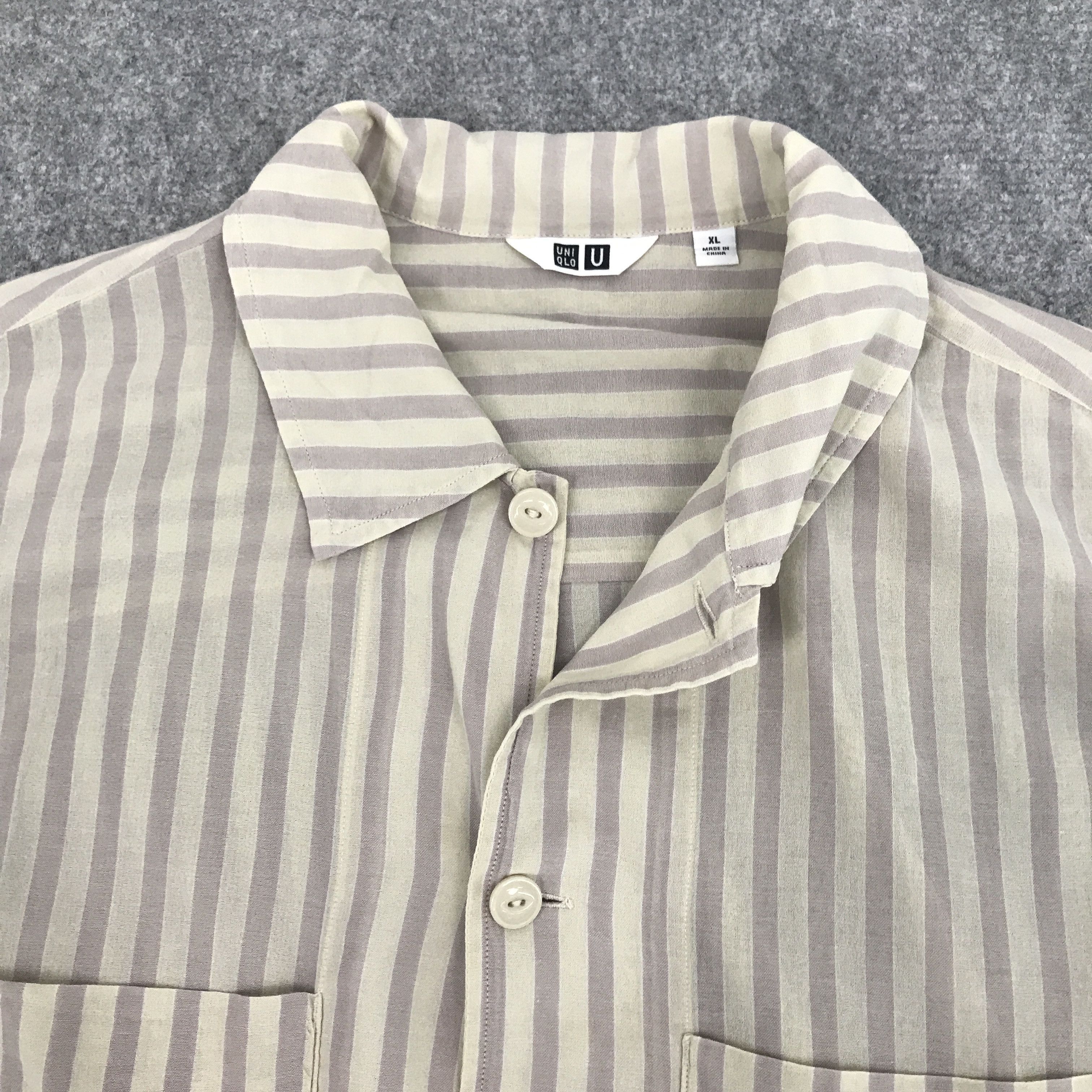 Japanese Brand × Uniqlo Rare Uniqlo Striped short sleeve t-shirt Size US L / EU 52-54 / 3 - 6 Thumbnail