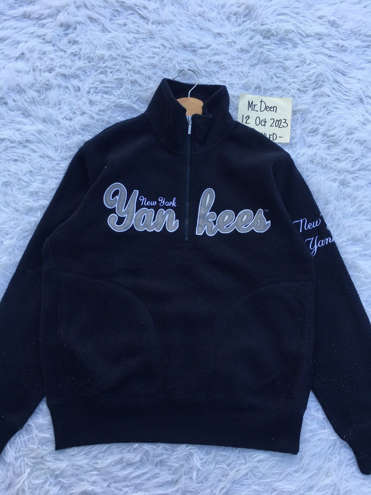 MLB Rare New York Yankees Big Logo Spellout Sweater Size US M / EU 48-50 / 2 - 5 Thumbnail