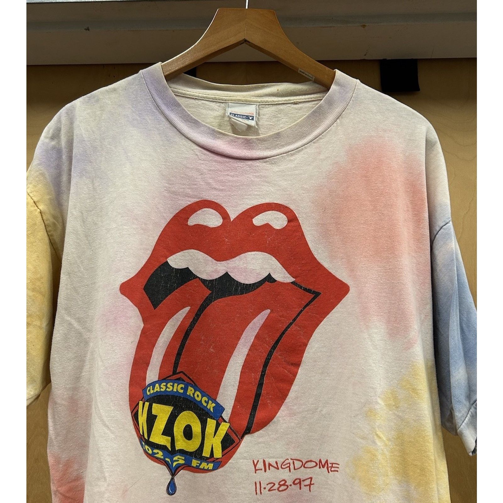 Vintage Vintage 1997 Rolling Stones Bridges To Babylon Tour Shirt XL Size US XL / EU 56 / 4 - 1 Thumbnail