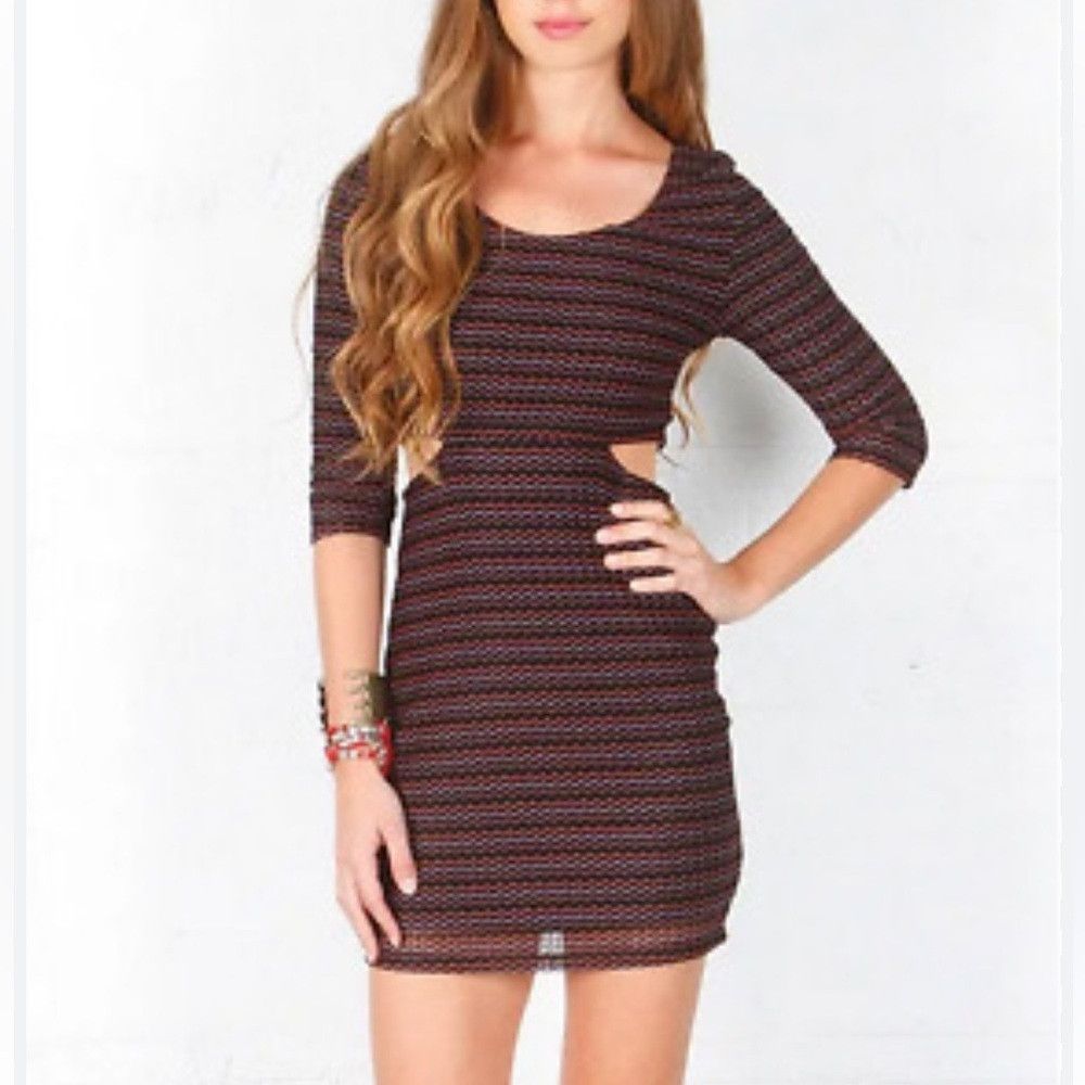 Lovers and Friends Lovers+Friends Love Connection Cutout Chevron Dress Size S / US 4 / IT 40 - 1 Thumbnail