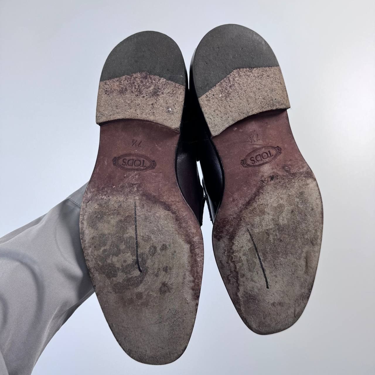 Band Tees Tod’s Leather Penny Loafers Brown Slip On Dress Size 7.5 Size US 7.5 / EU 40-41 - 12 Thumbnail