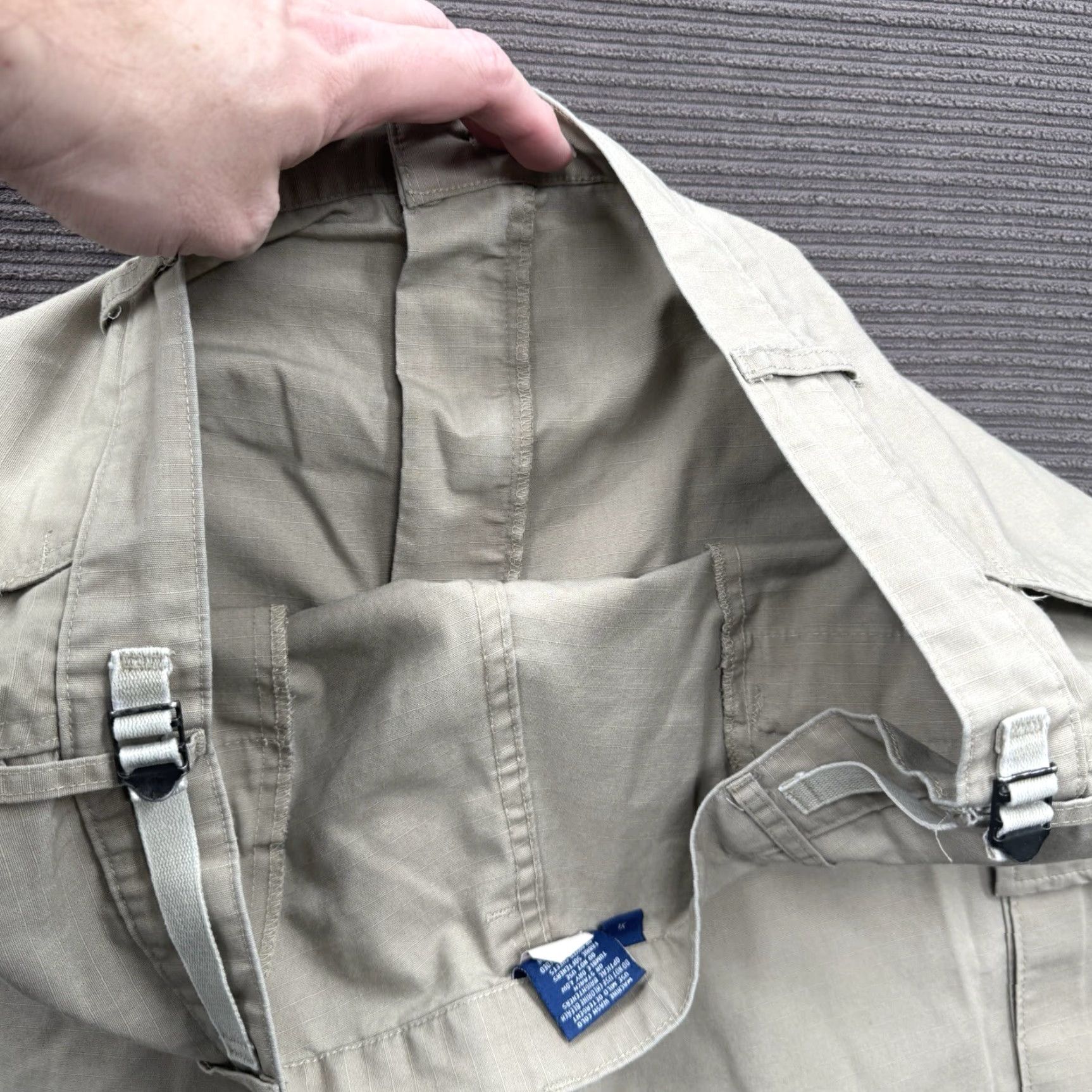Propper Propper Cargo Shorts Mens XL Brown Polyester Outdoors Hiking Fishing 10" Inseam Cargo Pocket Size US 36 / EU 52 - 7 Thumbnail