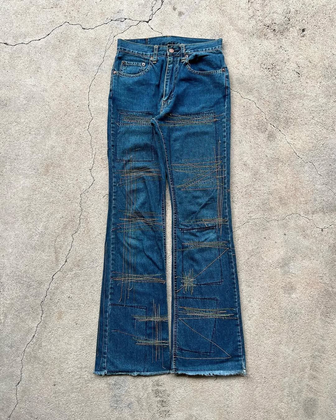 Hysteric Glamour VINTAGE HYSTERIC GLAMOUR KINKY FLARED JEANS Size US 29 - 2 Thumbnail