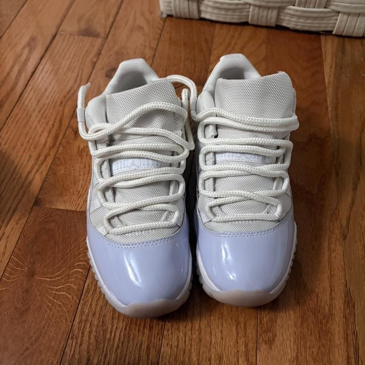 Jordan Brand Jordan 11 low white and lavender Size US 7.5 / IT 37.5 - 1 Thumbnail