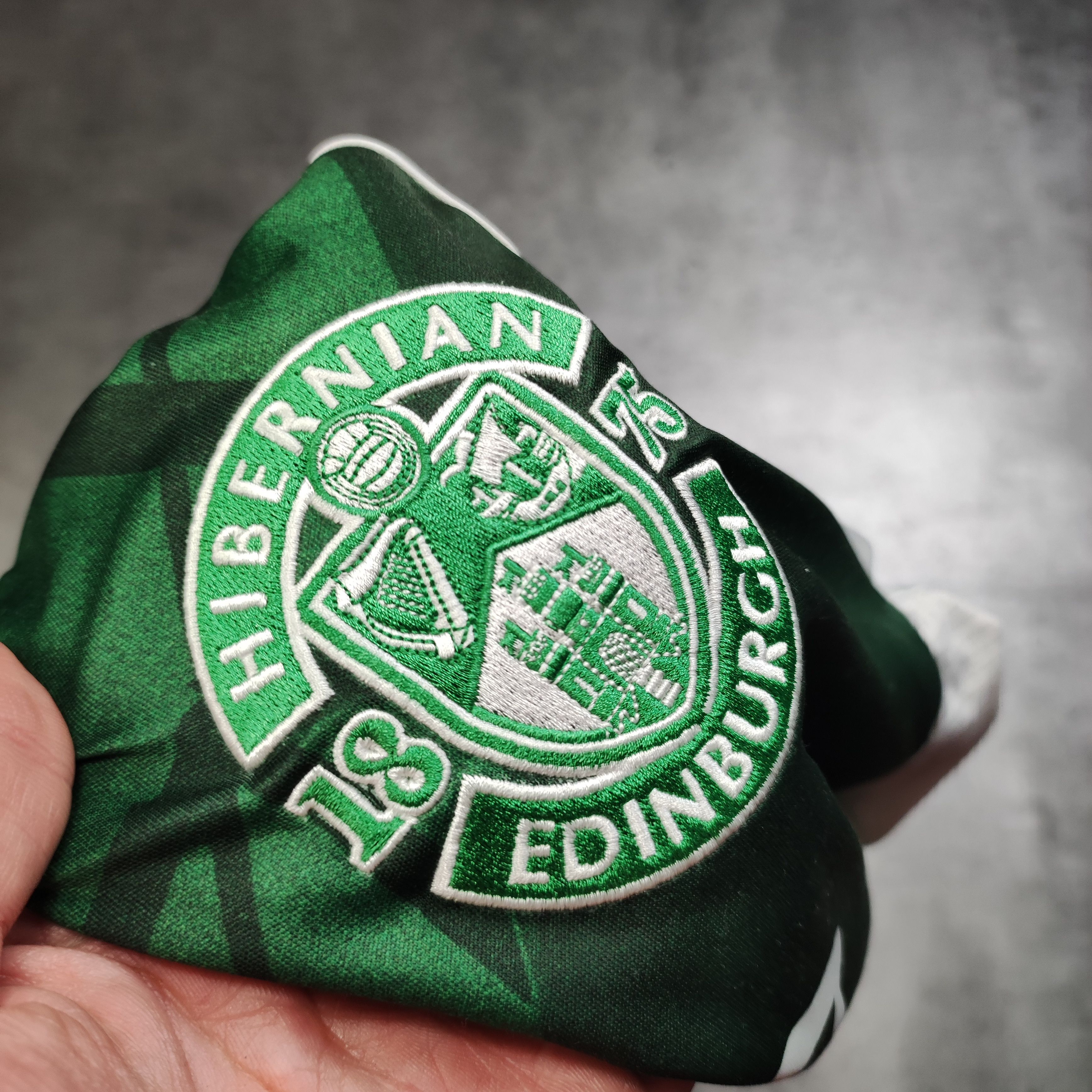 Vintage RARE Football Soccer Hibernian Edinburgh Home Jersey Size US M / EU 48-50 / 2 - 6 Thumbnail