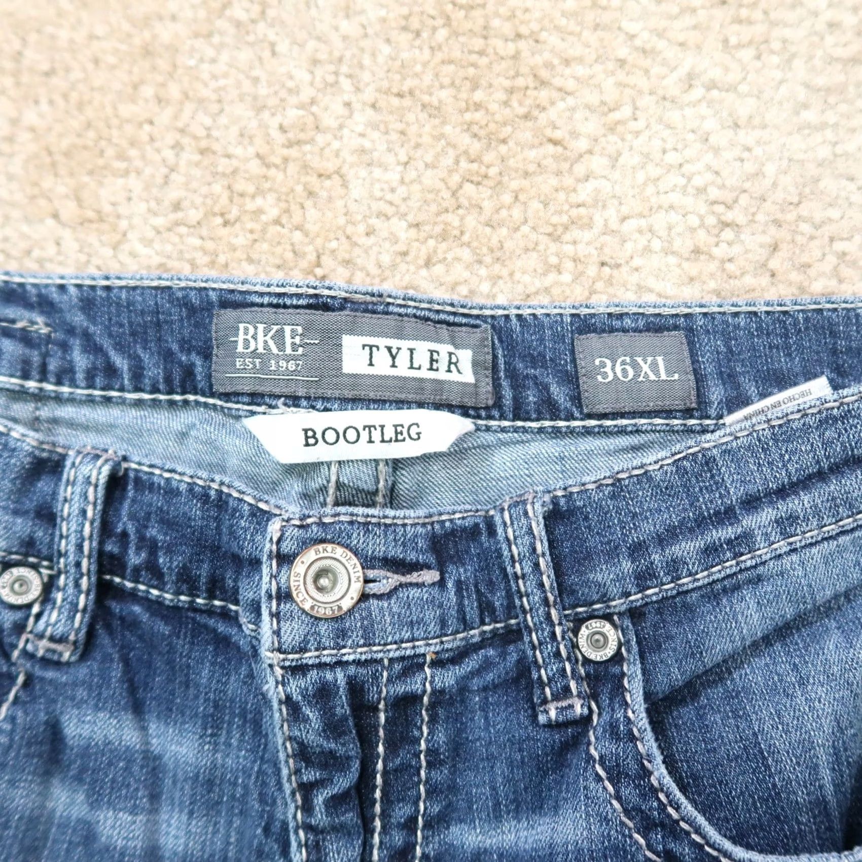 Vintage BKE Buckle Tyler Bootcut Jeans Men’s 36XL Blue Denim 5-Pocket Regular Inseam 35 Jeans 90s Distressed" Size US 36 / EU 52 - 5 Thumbnail
