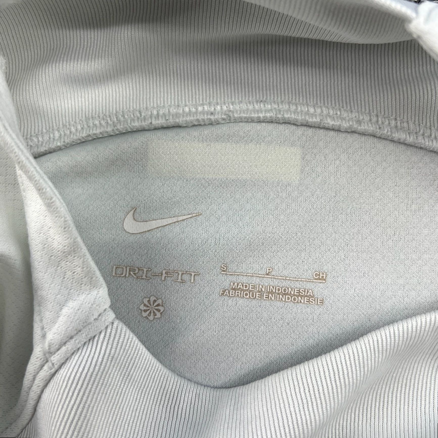 Nike Nike Shirt Barcelona 2023 2024 Away Football Jersey Small White Size US S / EU 44-46 / 1 - 5 Thumbnail