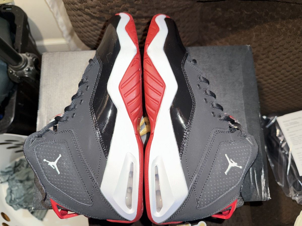 Jordan Brand Nike Air Jordan B’ Loyal, New w/ Box, Lace Locks & Sticker! Size US 7 / EU 40 - 5 Thumbnail