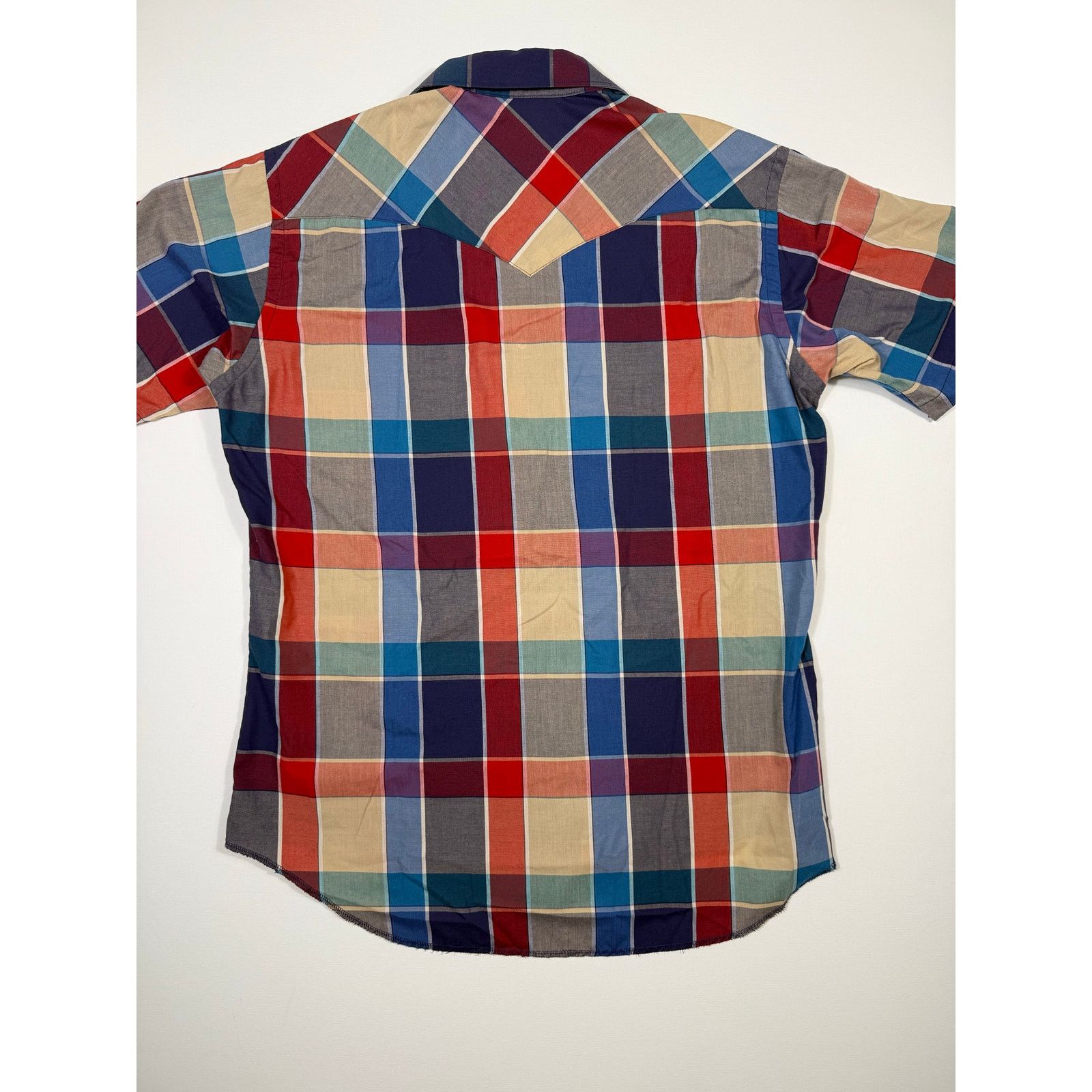 Wrangler Vintage Wrangler Short Sleeve Pearl Snap Plaid Western Shirt Size US L / EU 52-54 / 3 - 3 Thumbnail