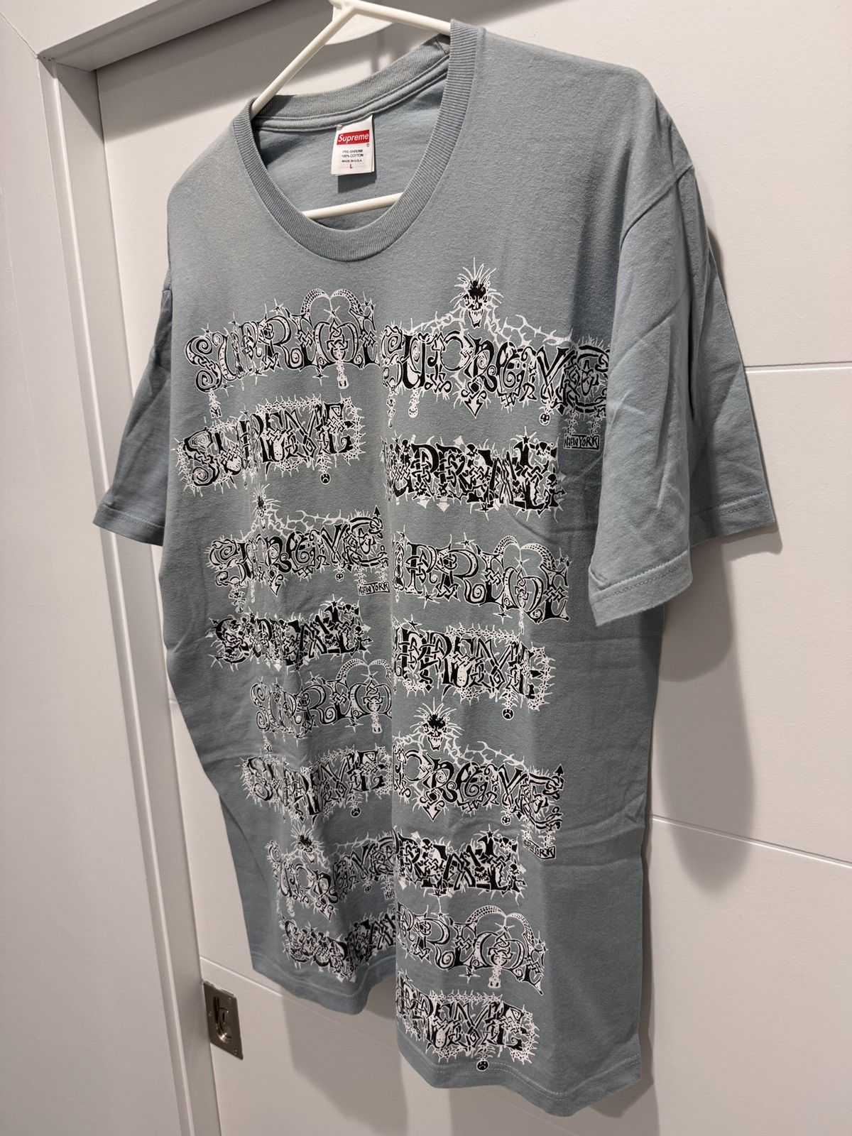 Supreme Supreme Wombat Dusty Blue Tee T Shirt Size L Large Size US L / EU 52-54 / 3 - 3 Thumbnail