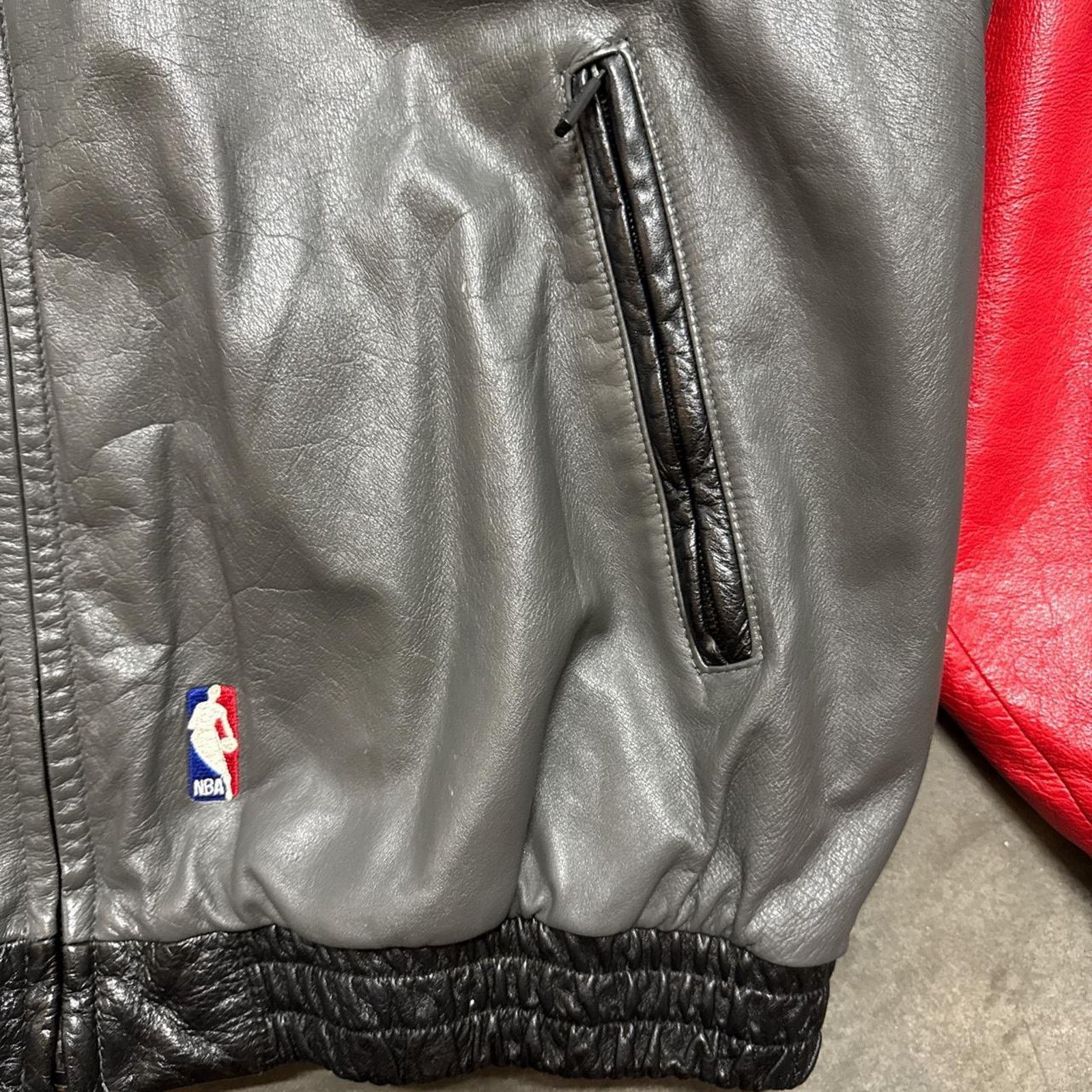 Fubu × Vintage Vintage 2000s Fubu Philadelphia 76ers NBA Leather Jacket Size US XL / EU 56 / 4 - 5 Thumbnail