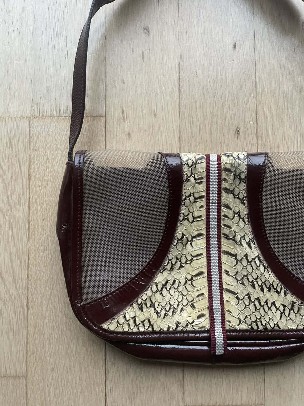 Miu Miu Very rare vintage bag Miu Miu grail item Last droppll Size ONE SIZE - 4 Thumbnail