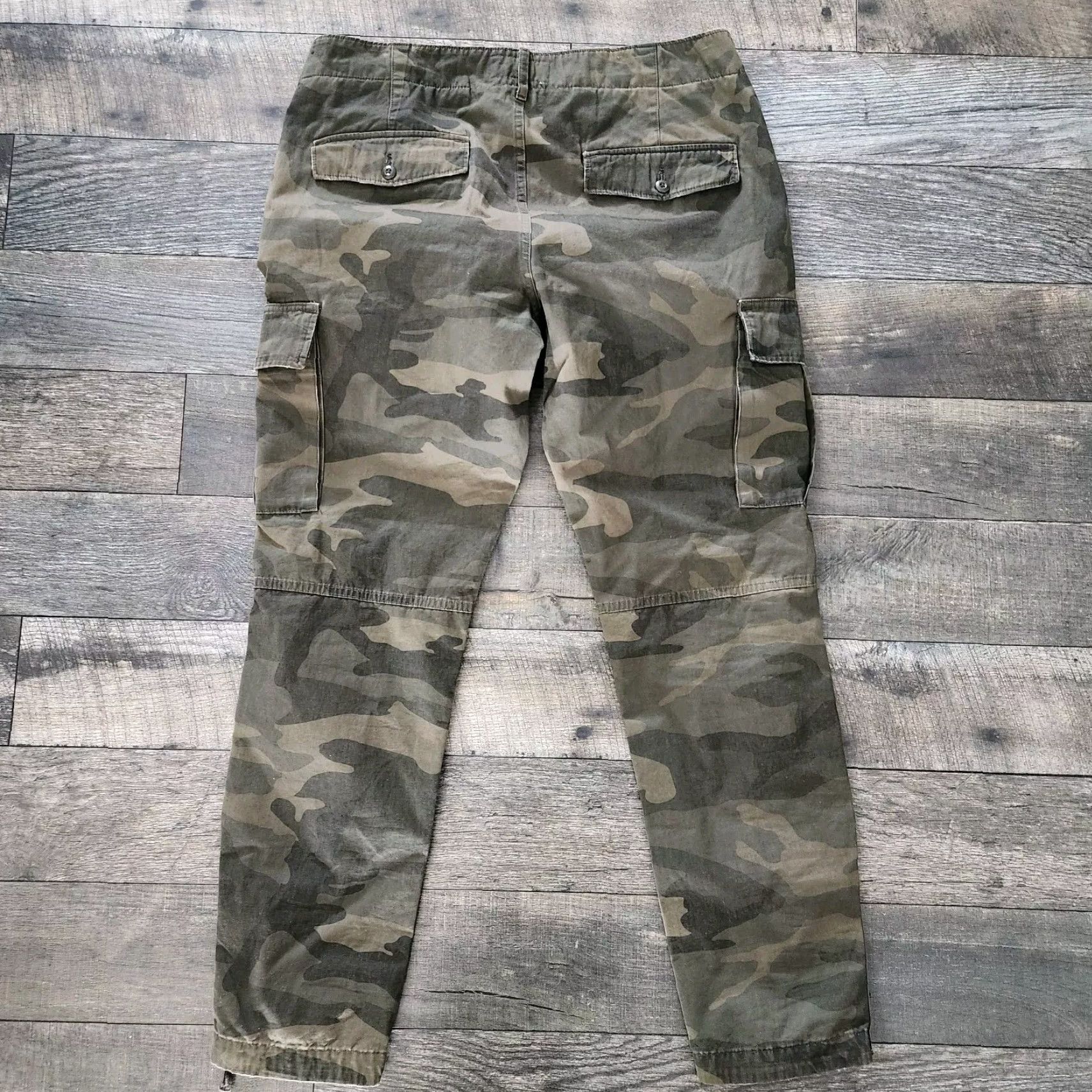 AMO VINTAGE Abercrombie & Fitch Paratrooper Camo Cargo Pants Rip Stop Zip Leg Men 34x32 Size US 34 / EU 50 - 6 Thumbnail