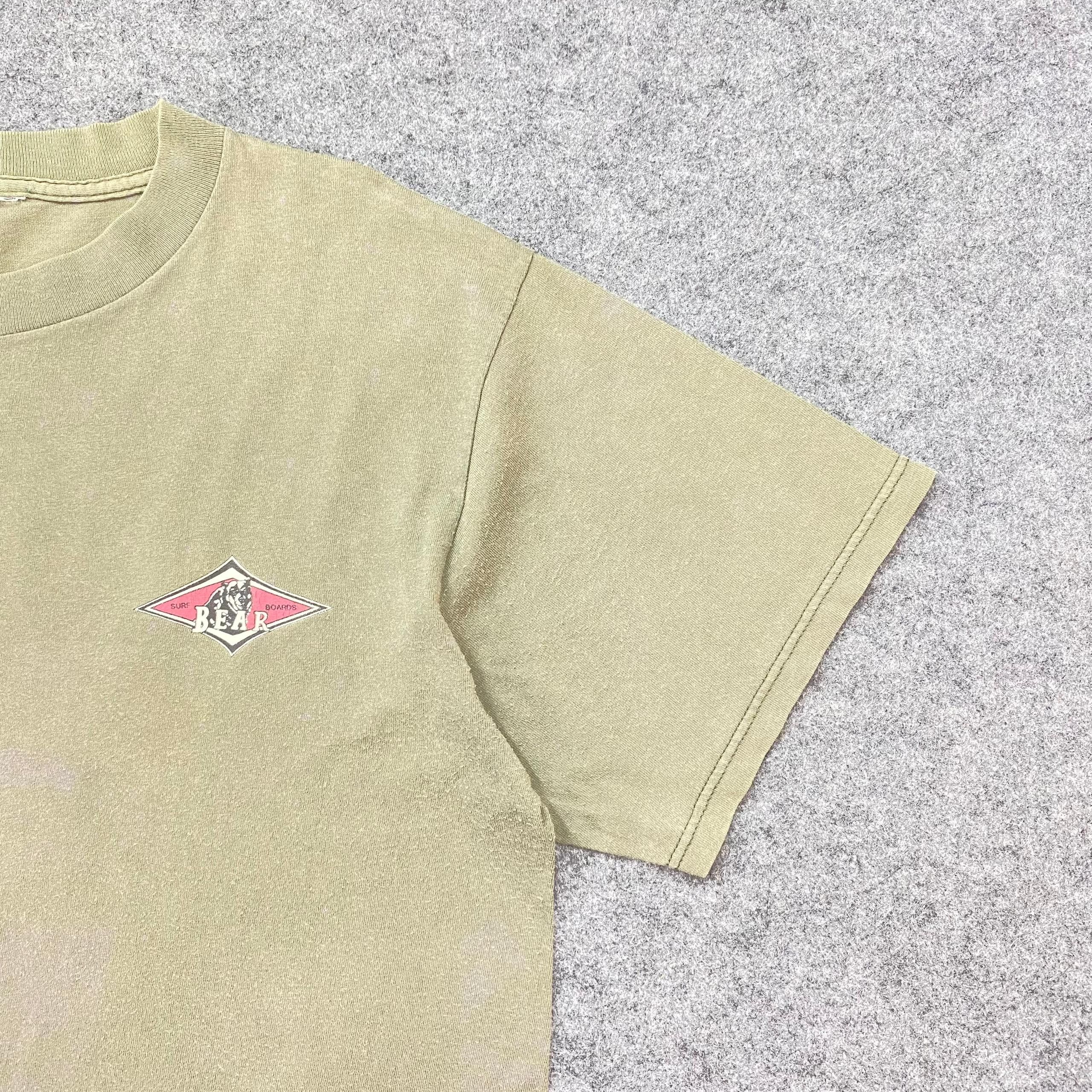 Vintage Vintage Bear Surfboard Tshirt Size US L / EU 52-54 / 3 - 6 Thumbnail