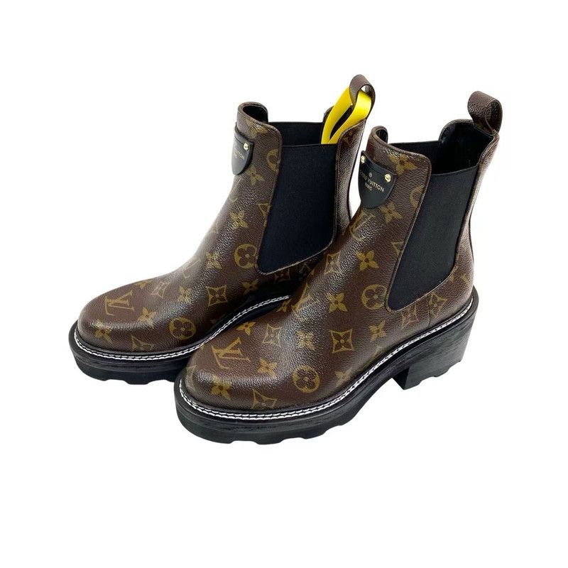 Louis Vuitton Louis Vuitton Beaubourg Chelsea Boots for Women 0079 Size US 8 / IT 38 - 1 Thumbnail
