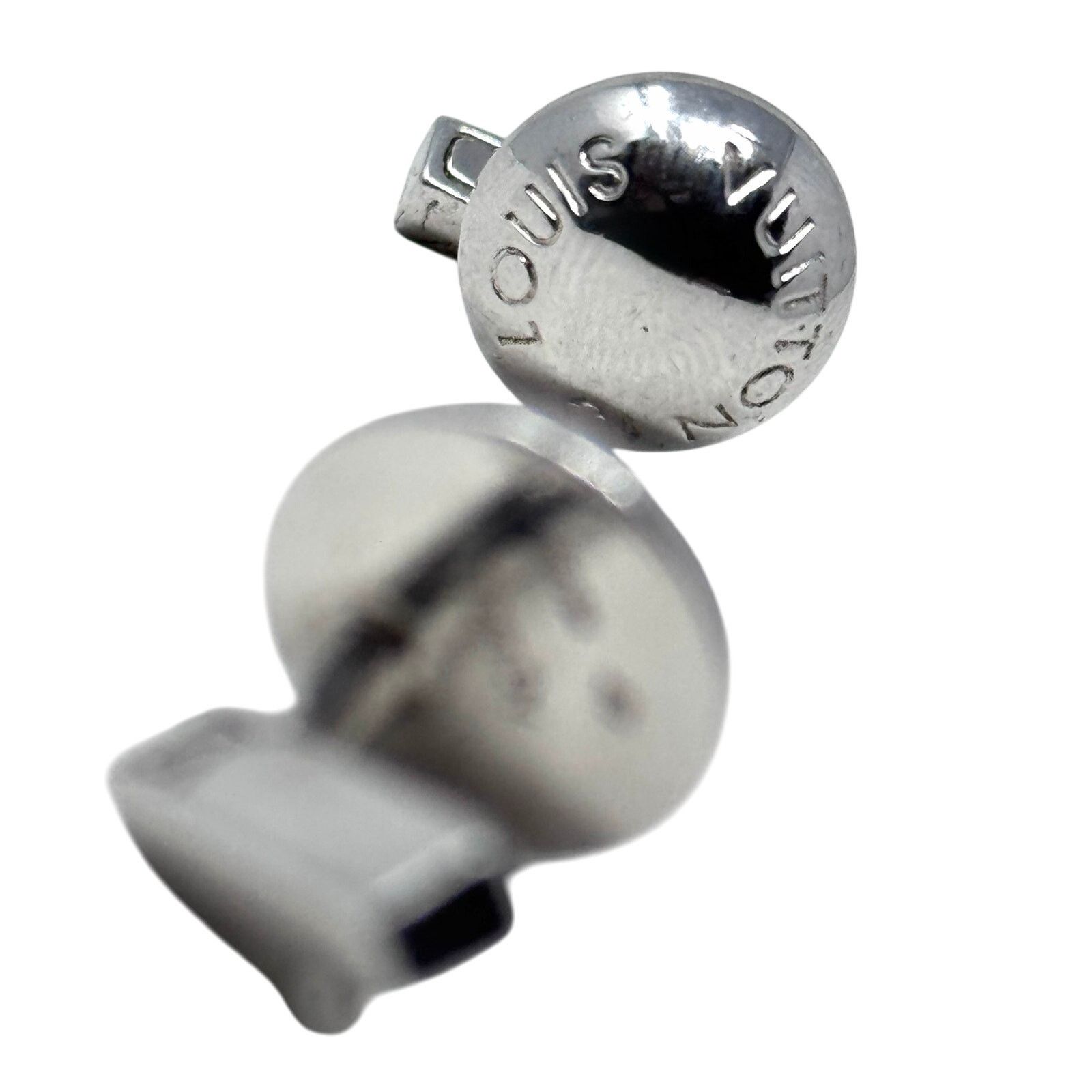 Louis Vuitton Louis Vuitton Logo Cufflinks Size ONE SIZE - 10 Thumbnail