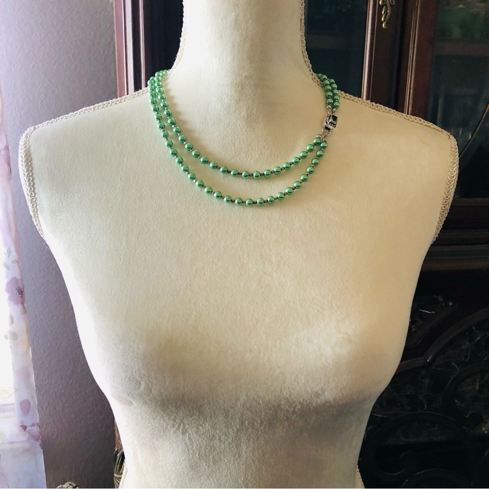 Handmade Handcrafted green Czech Pearl forsterite peridot necklace Size ONE SIZE - 4 Thumbnail