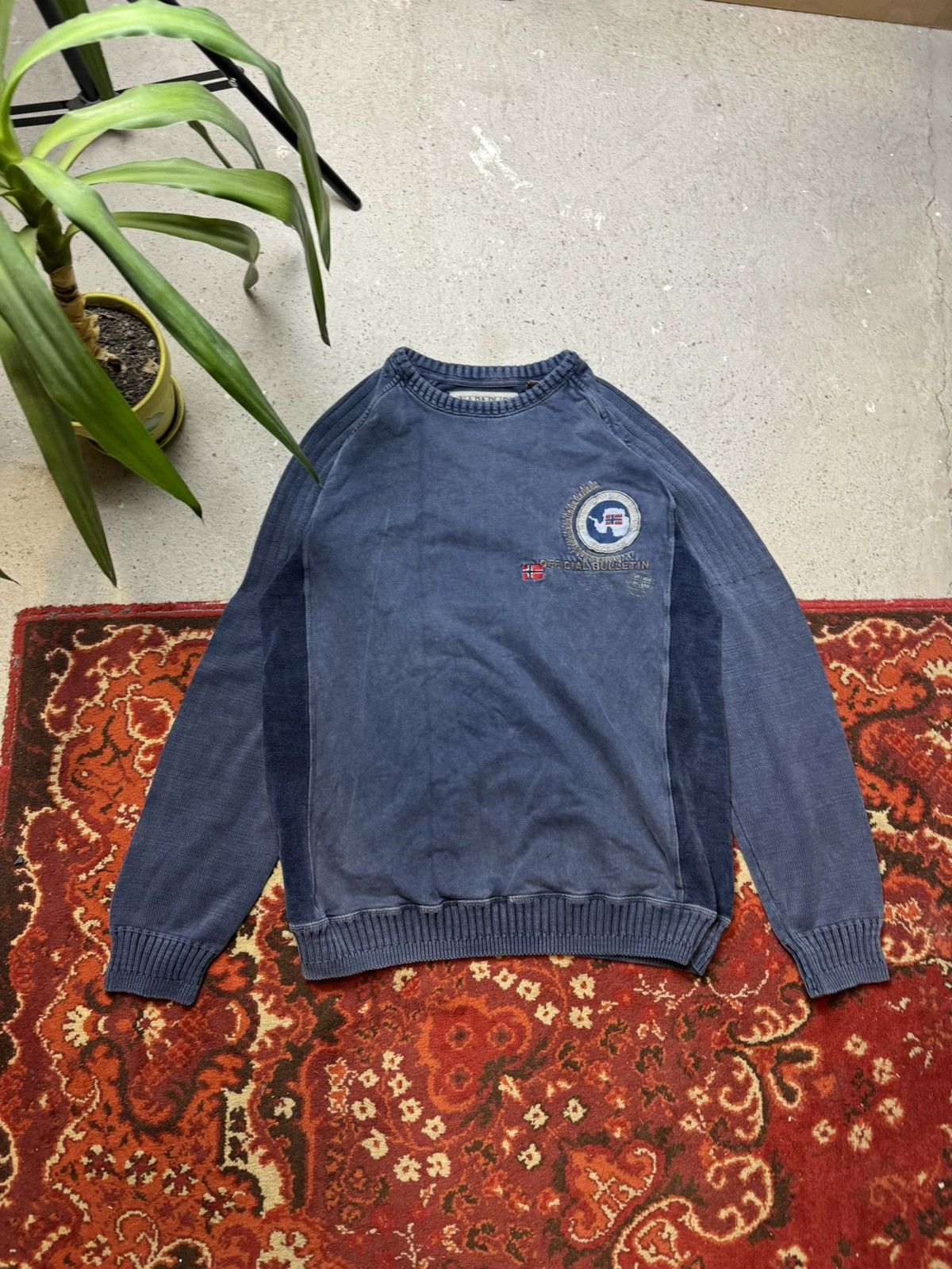 Napapijri × Vintage Vintage Y2K Napapijri Embroidered Expedition Knitted Sweater Size US M / EU 48-50 / 2 - 1 Thumbnail