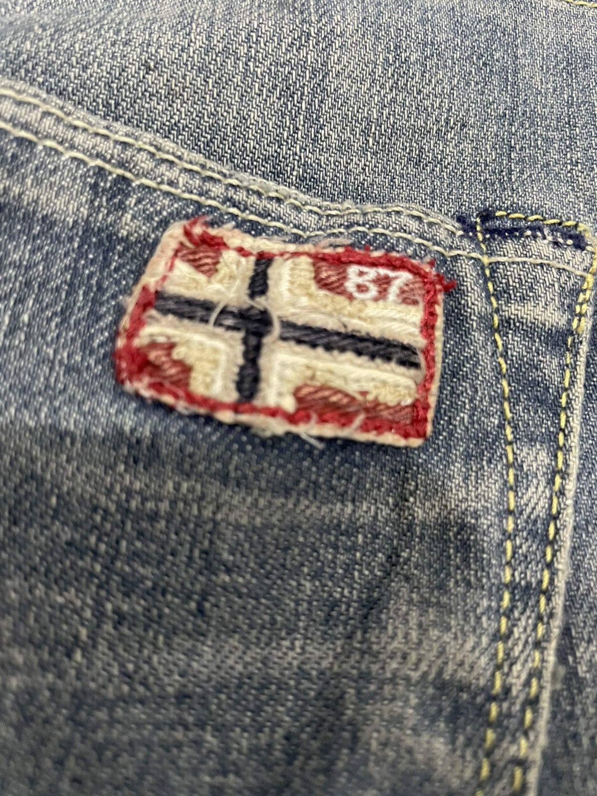 Napapijri Napapijri Stonewash Distressed Jeans Size US 34 / EU 50 - 25 Thumbnail