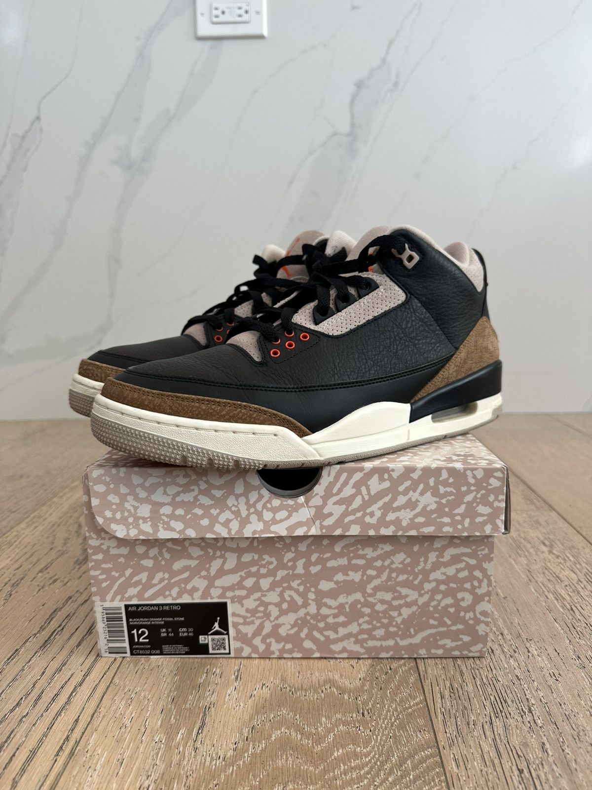 Jordan Brand Jordan 3 Retro Desert Elephant Size US 12 / EU 45 - 1 Thumbnail