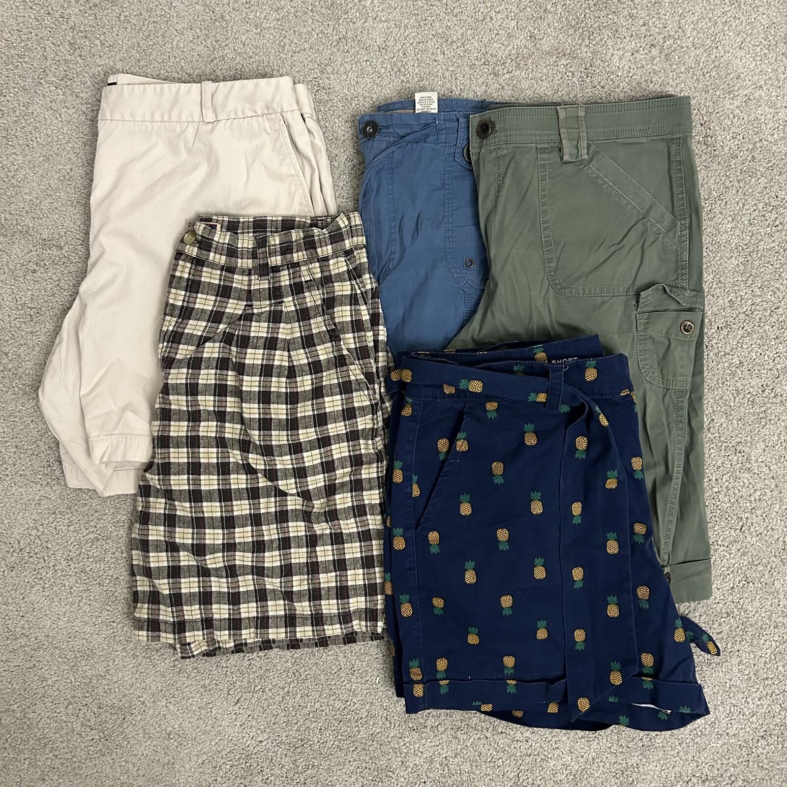 Other 5 LOT Womens Shorts Size 14,St.John’s Bay, Gloria Vanderbilt Size 36" / US 14 / IT 50 - 1 Thumbnail