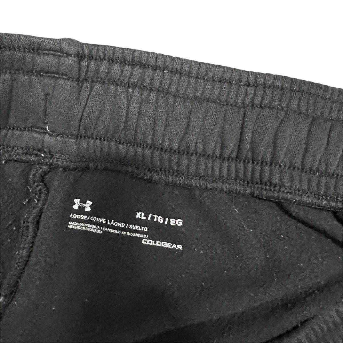 Under Armour Vintage Faded Black Thrashed Under Armour Sweatpants Size XL Size US 38 / EU 54 - 4 Thumbnail