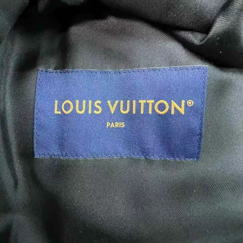 Louis Vuitton Louis Vuitton FW24 Color-Block Letter Logo Black and White Size US M / EU 48-50 / 2 - 3 Thumbnail