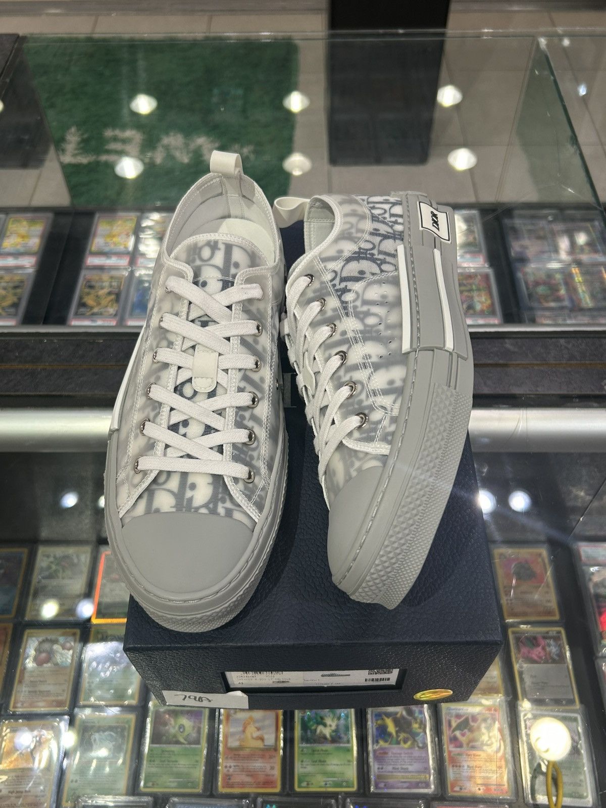 Dior Dior B23 low dior oblique white grey Size US 10 / EU 43 - 1 Thumbnail