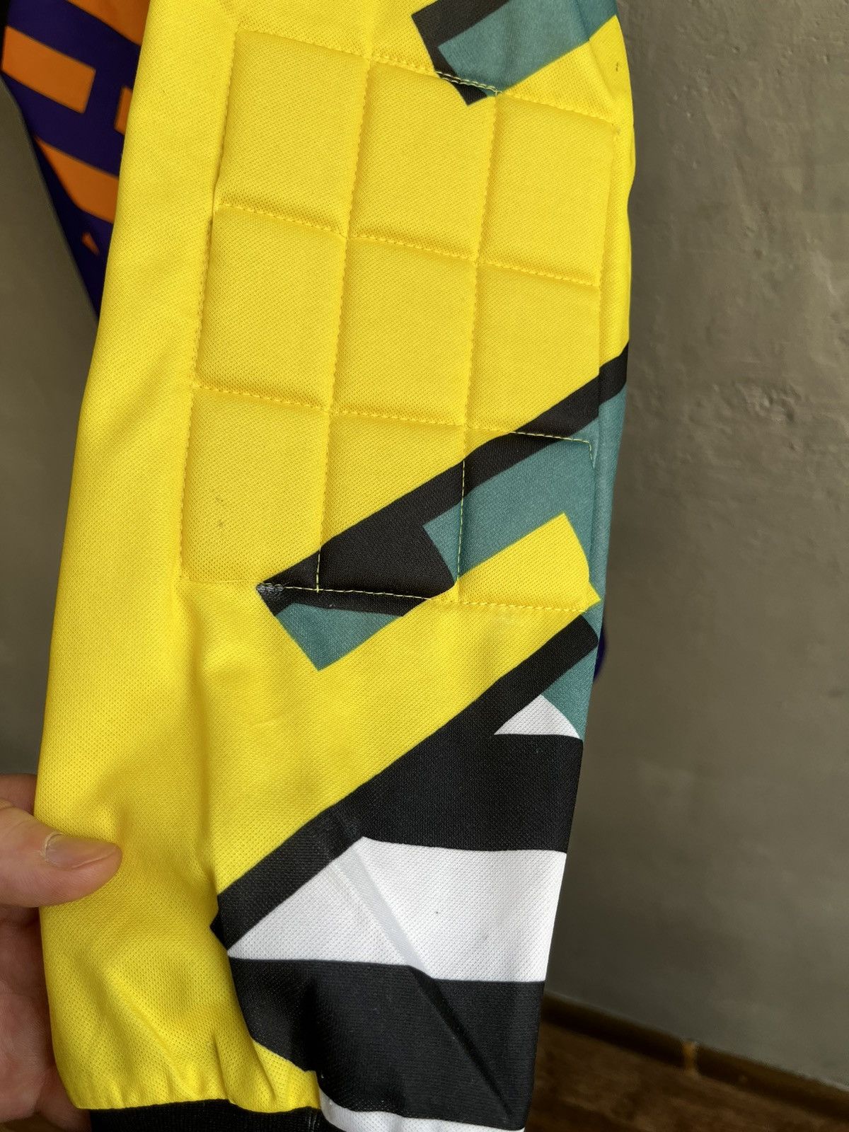 Vintage VINTAGE PUMA 1990'S GK FOOTBALL SHIRT JERSEY Size US M / EU 48-50 / 2 - 14 Thumbnail