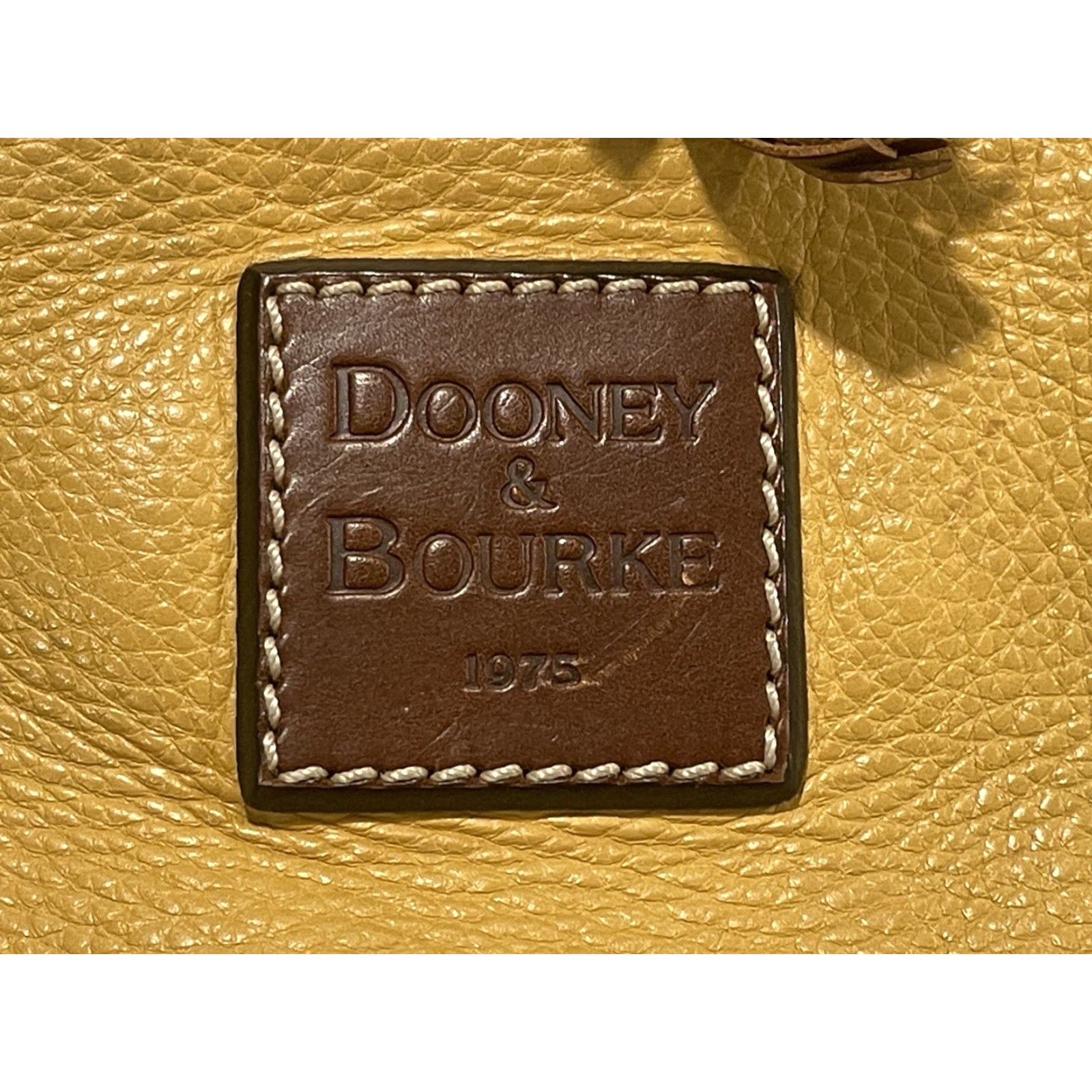 Dooney & Bourke Dooney & Bourke All Weather Leather Drawstring Bag Chamois Mustard Women Bucket & Drawstring Bag Leather 3.0 Pre-owned Size ONE SIZE - 2 Thumbnail