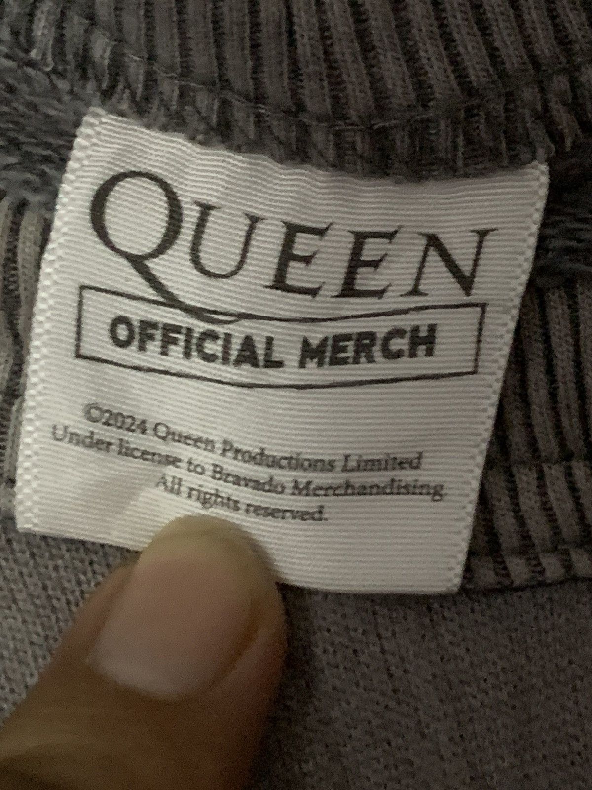 Band Tees Queen Official Merch 2024 Sweatshirt Size US L / EU 52-54 / 3 - 4 Thumbnail