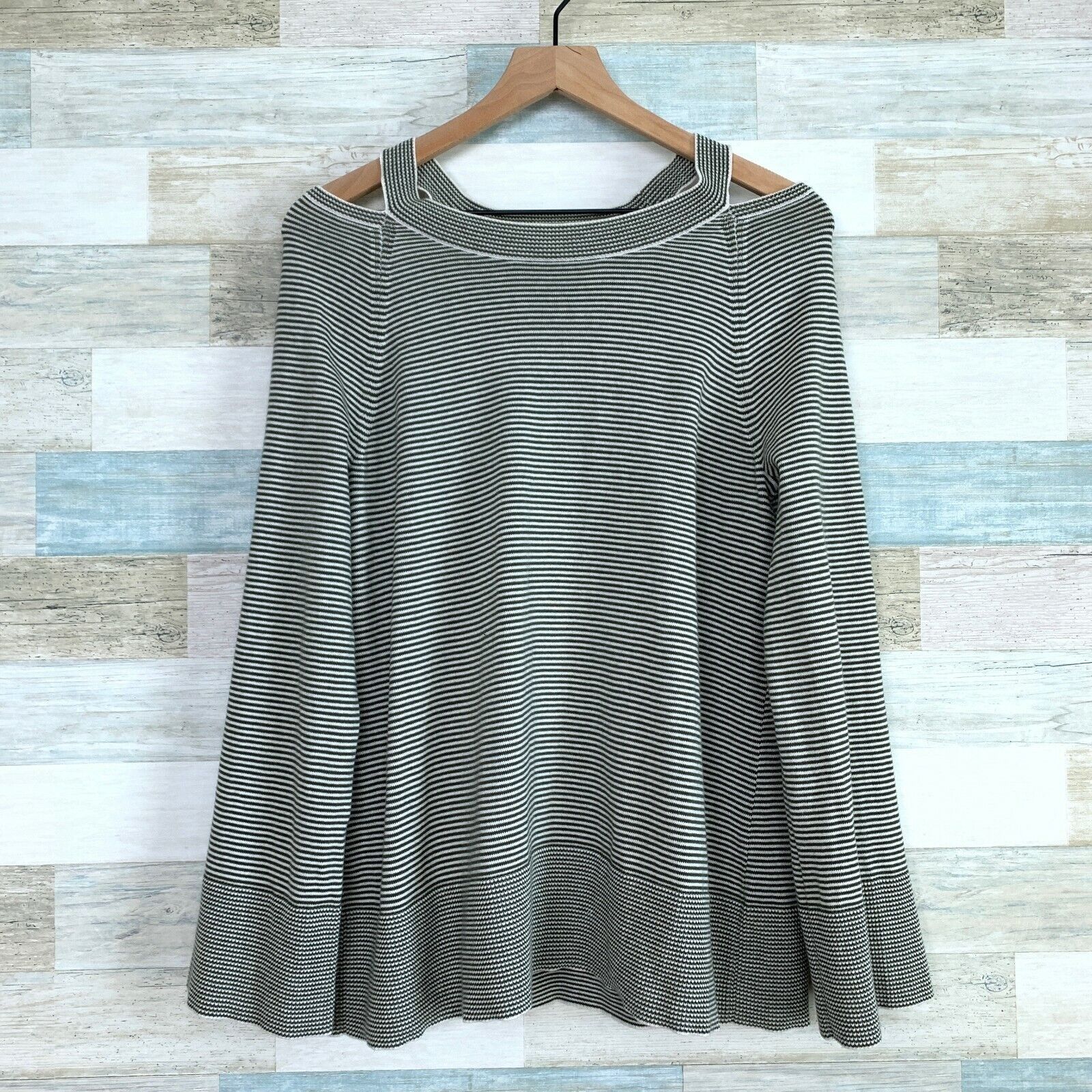 Loft LOFT Striped Cutout Swing Sweater Gray White Flare Ribbed M Size M / US 6-8 / IT 42-44 - 2 Thumbnail