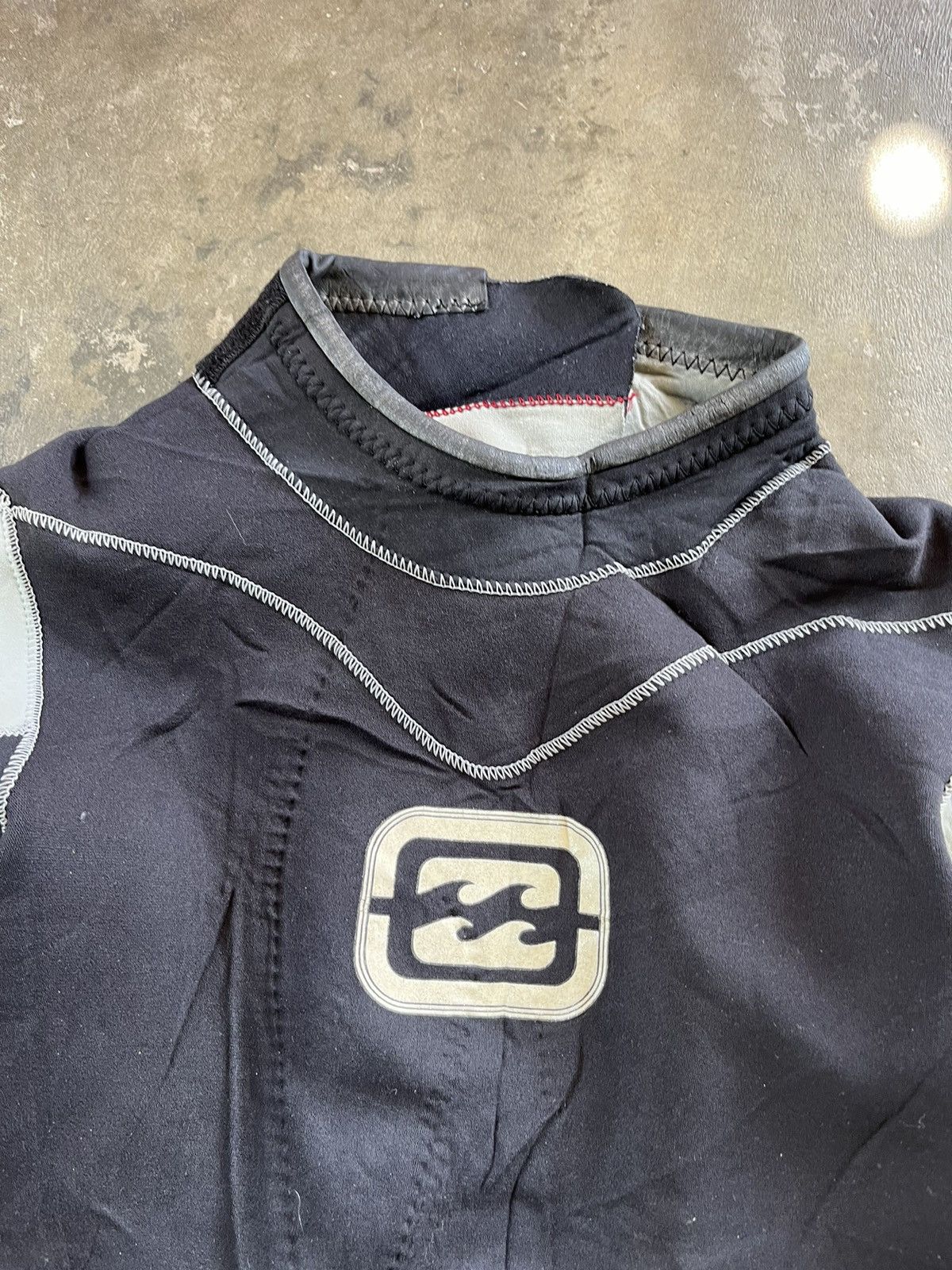 Billabong × Japanese Brand × Vintage 🔥Vintage Billabong Wetsuit Central Logo Made in Japan Size US M / EU 48-50 / 2 - 5 Thumbnail