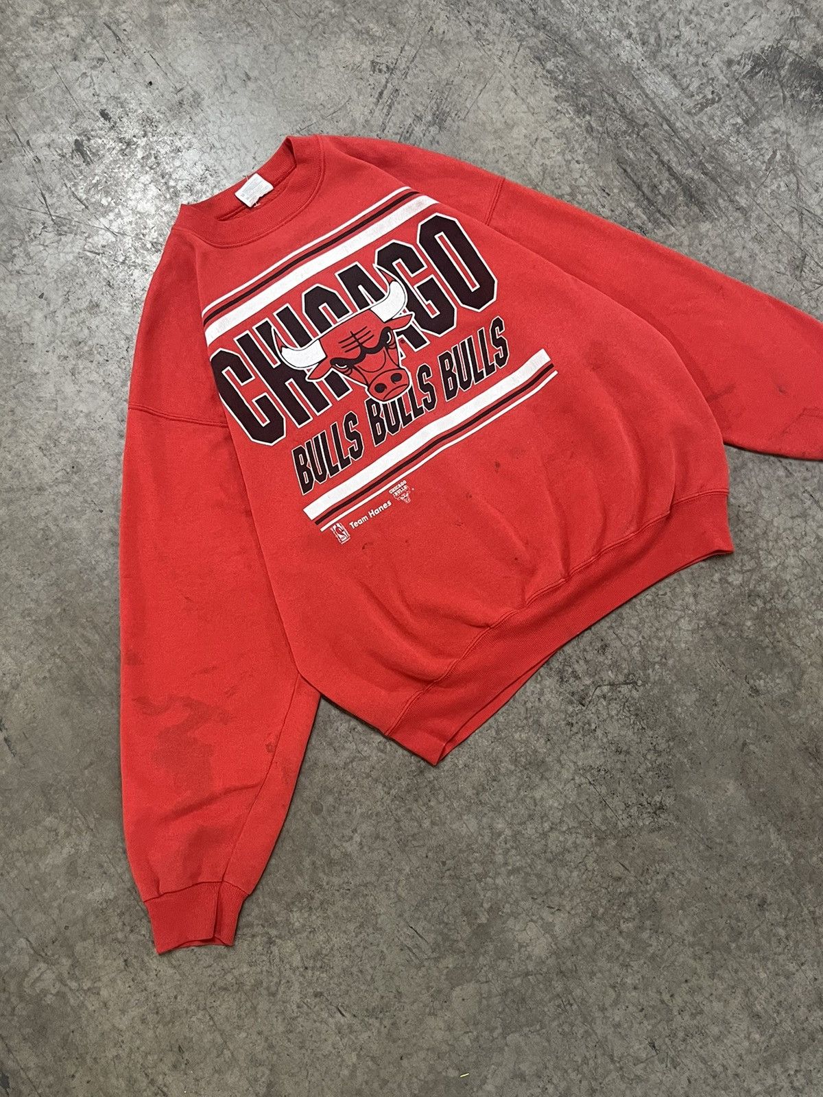 Vintage Vintage Chicago bulls 90s crewneck boxy fit streetwear hype Size US XXL / EU 58 / 5 - 5 Thumbnail