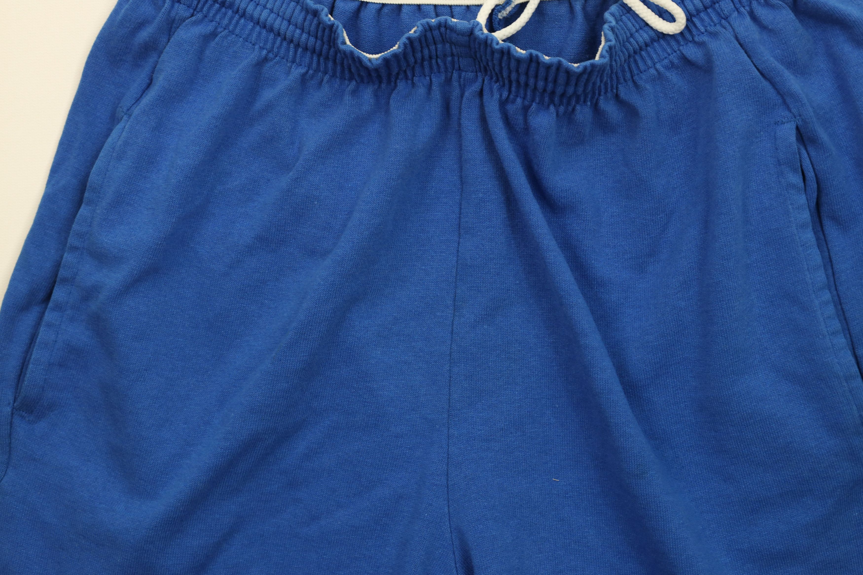 Champion Vintage 90s Champion Faded Above Knee Dad Shorts Royal Blue Size US 32 / EU 48 - 3 Thumbnail