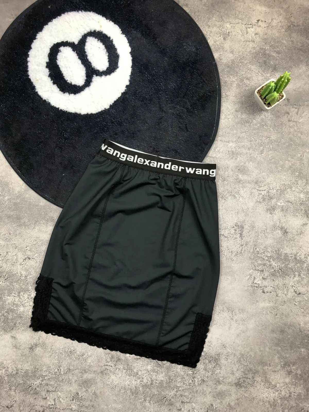 Alexander Wang ALEXANDER WANG.t Luxury Avantgarde Big Logo Rare Mini Skirt Size 27" / US 4 / IT 40 - 1 Thumbnail