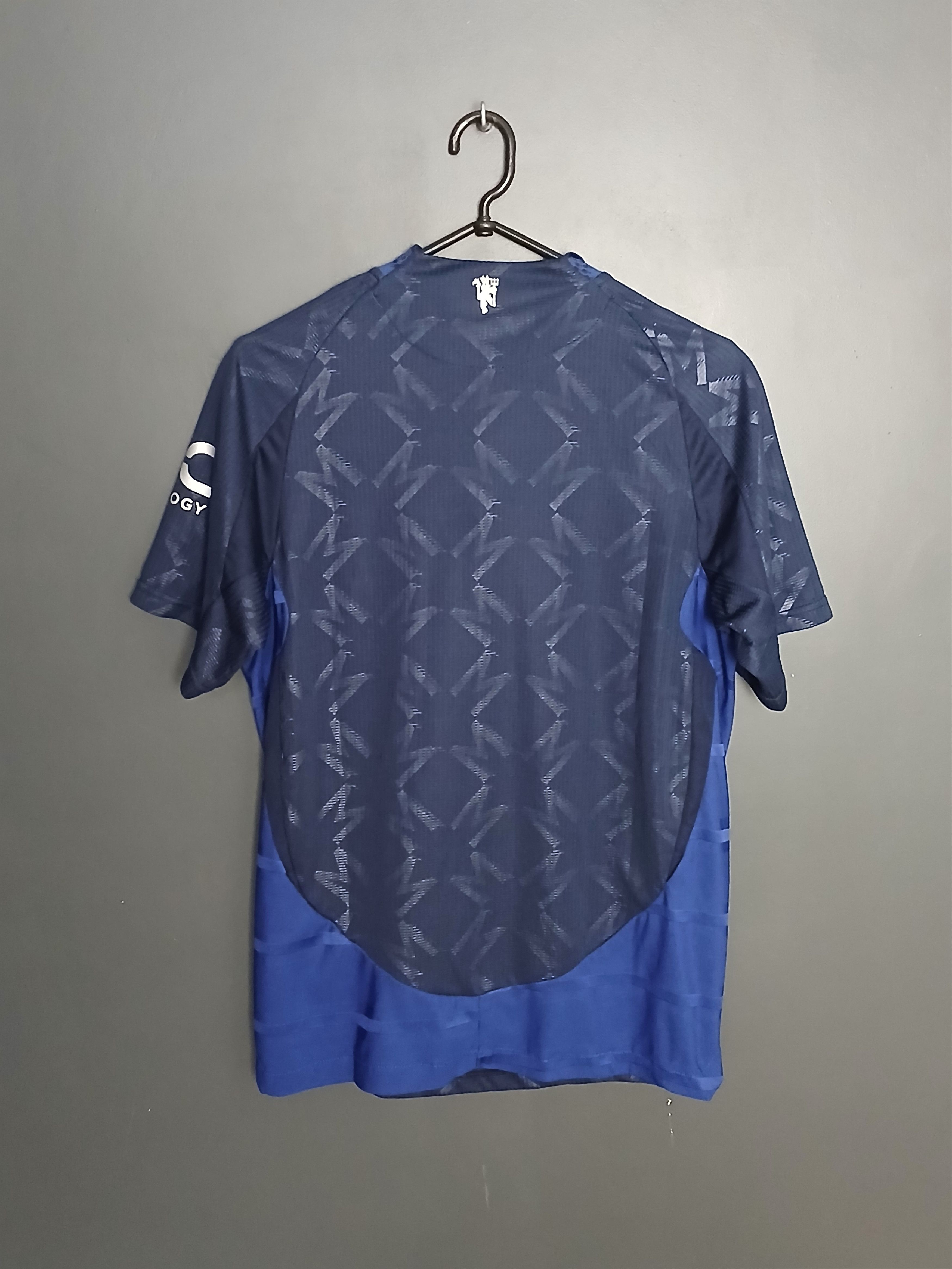 Other Manchester United 24/25 Away Football Jersey T-Shirt Size US M / EU 48-50 / 2 - 2 Thumbnail