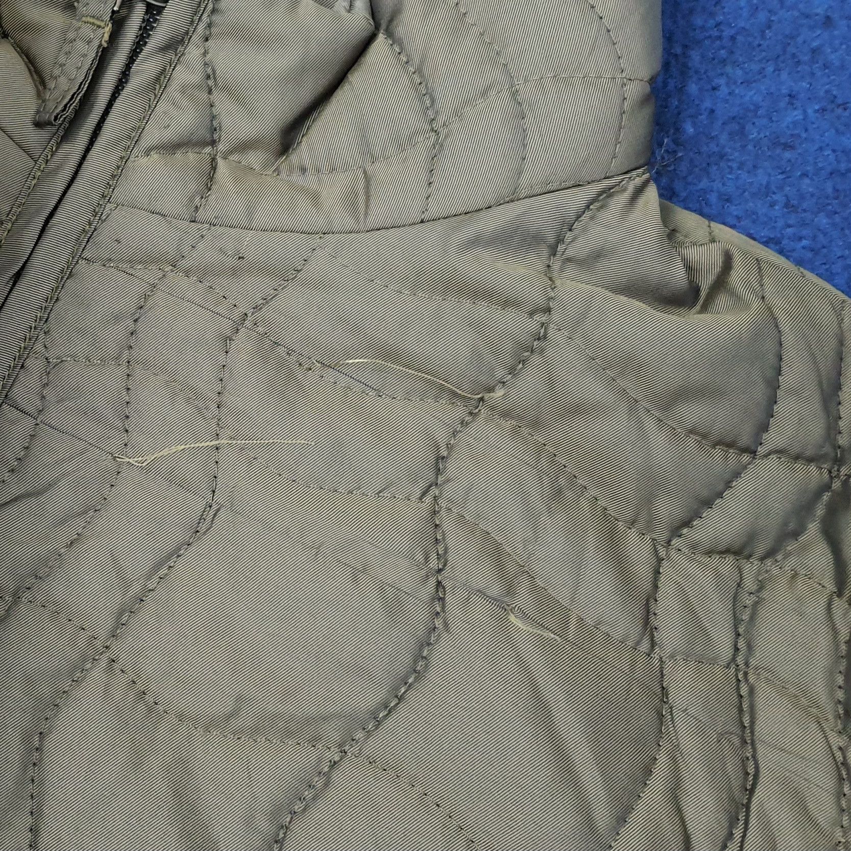 Burberry Vintage Burberry London Custom Logo Jacket C260N6 Size US S / EU 44-46 / 1 - 12 Thumbnail