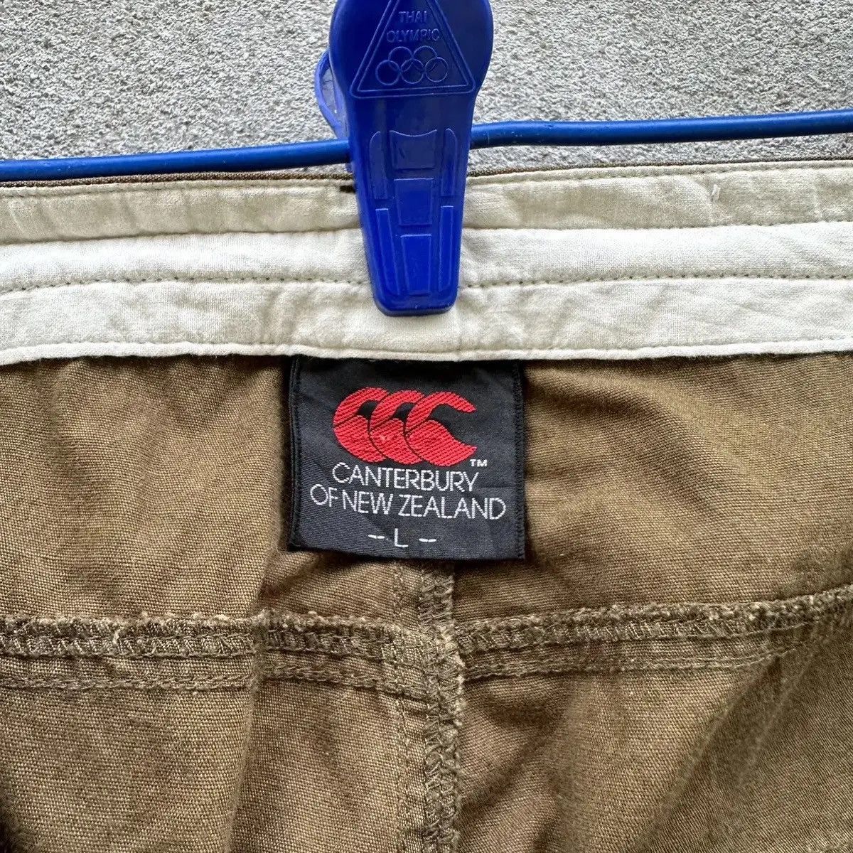 Canterbury of New Zealand 🔥 FYE 🔥 CANTERBURRY OF N.Z VINTAGE EMBROIDERY CARGO PANTS Size US 33 - 7 Thumbnail