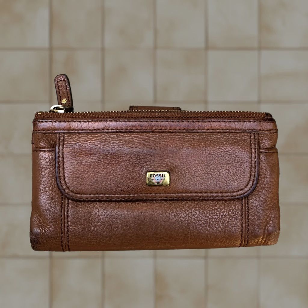 Fossil FOSSIL Emma Saddle Wallet Bifold Brown Leather Zipper Clutch Women's Wallet Size ONE SIZE - 1 Thumbnail