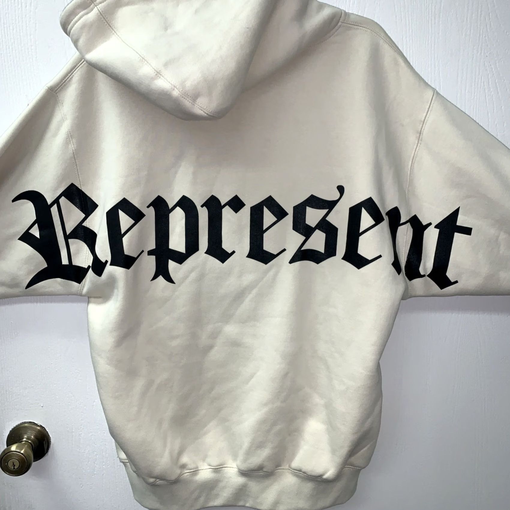 Vintage REPRESENT Hoodie Medium Cream Used Sweatshirt Size US M / EU 48-50 / 2 - 2 Thumbnail