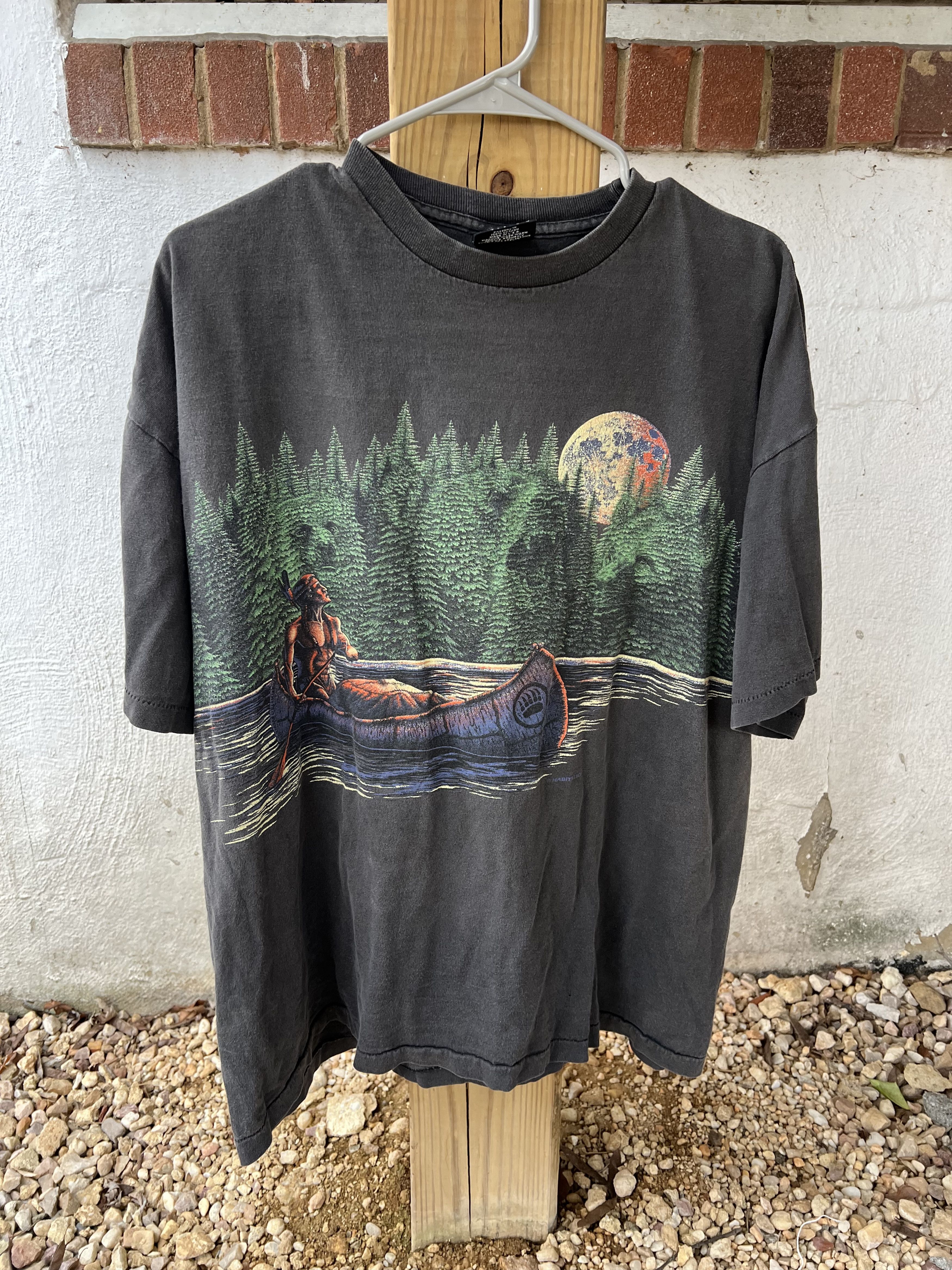 Vintage 1992 Native American Canoe Habitat tee Navajo redskins Size US XL / EU 56 / 4 - 1 Thumbnail
