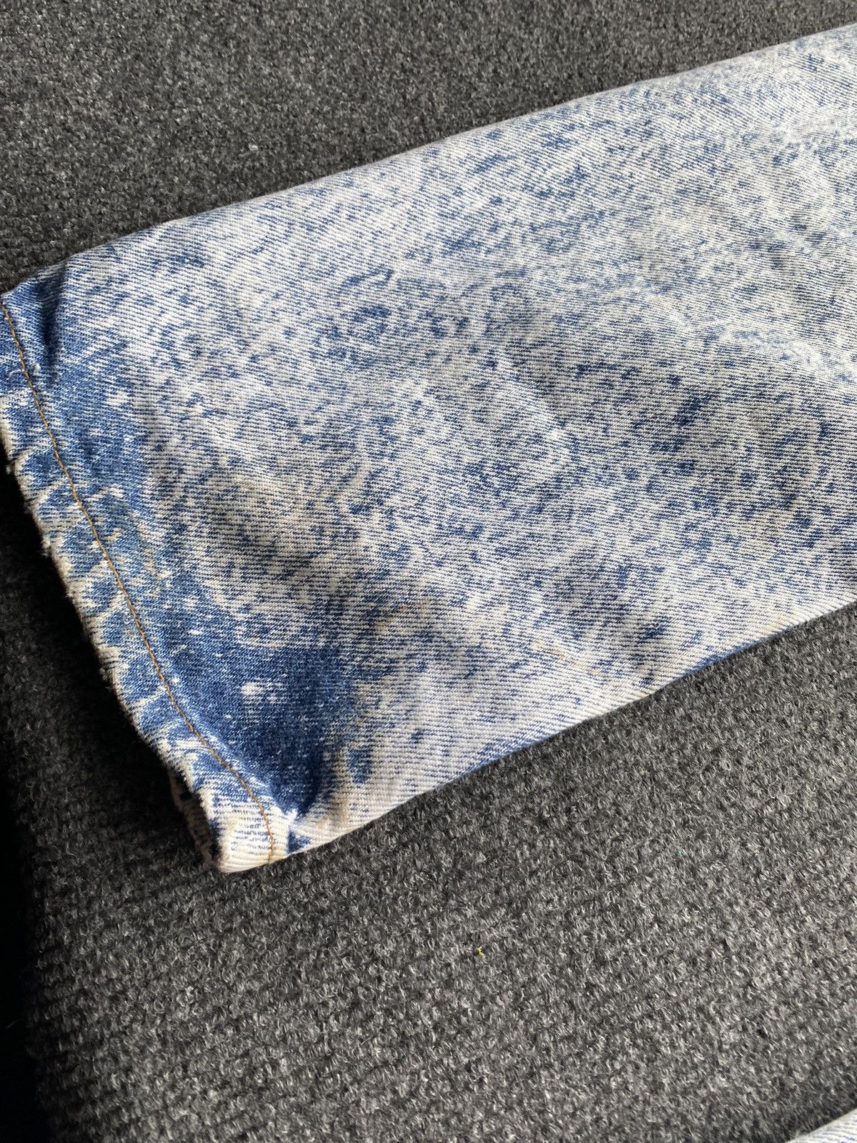 Levi's Vintage Clothing 🔥Vntg Lvc Levis 501 cow pattern washed jeans rare Size US 36 / EU 52 - 14 Thumbnail