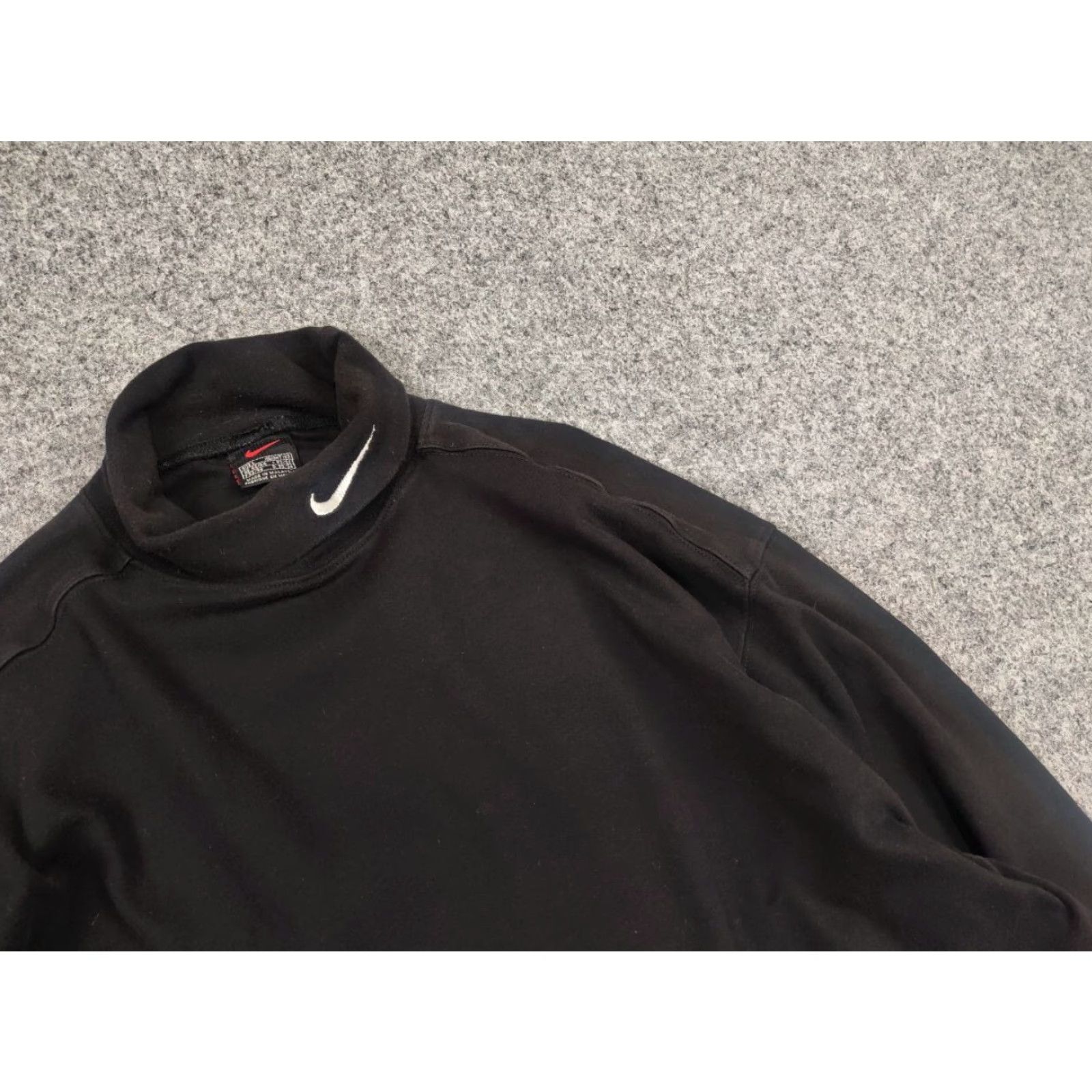 Nike VINTAGE Nike Logo Black mock check Long sleeve sweatshirt Shirt Mens L Black 90s Nike Sportswear Sweatshirt Size US L / EU 52-54 / 3 - 4 Thumbnail