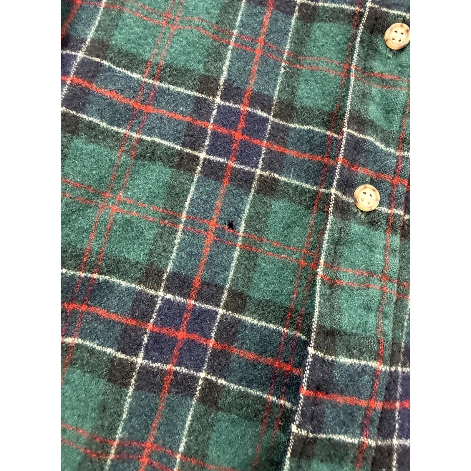 Pendleton VINTAGE Pendleton Shirt Mens Large Green Wool Plaid Quilted Shirt Jac USA 90s Mens Large Green Wool Plaid Quilted Shirt Jacket USA 90s Size US L / EU 52-54 / 3 - 3 Thumbnail
