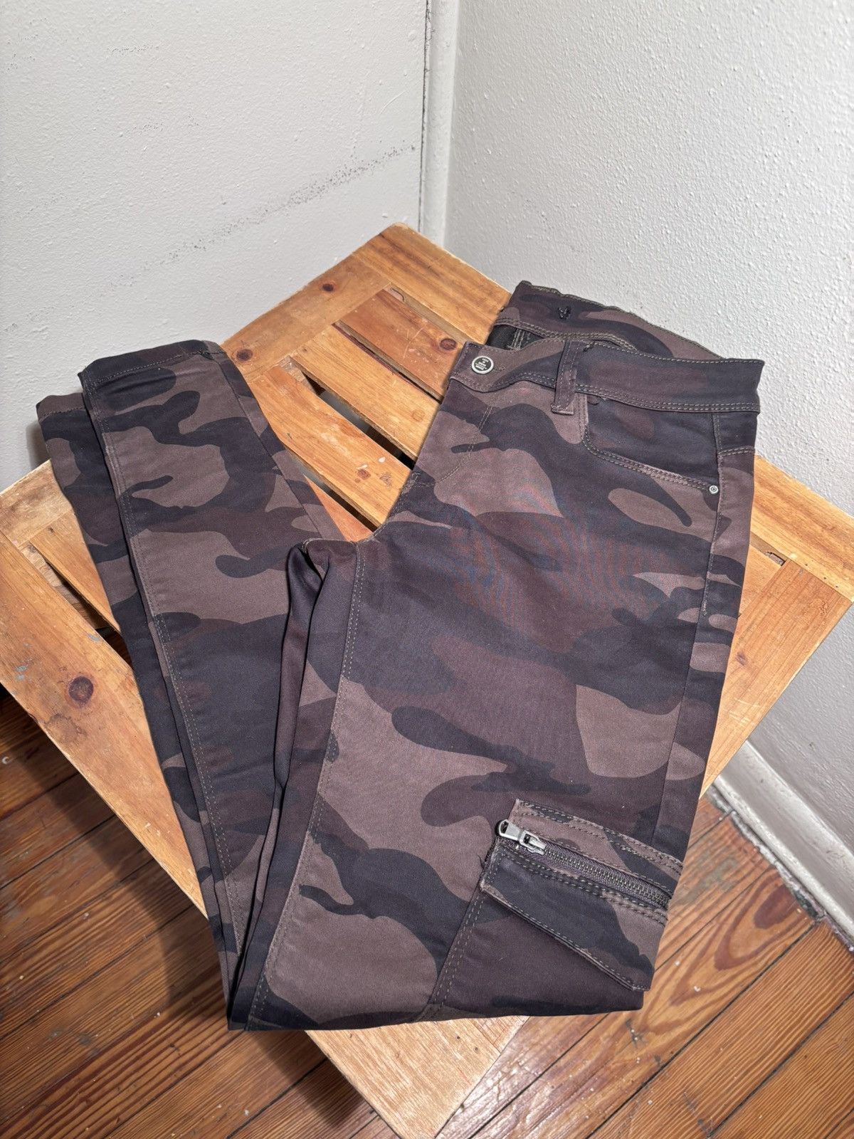 Vintage House Create Your Own Story Camo Skinny Jeans Size 30" / US 8 / IT 44 - 3 Thumbnail