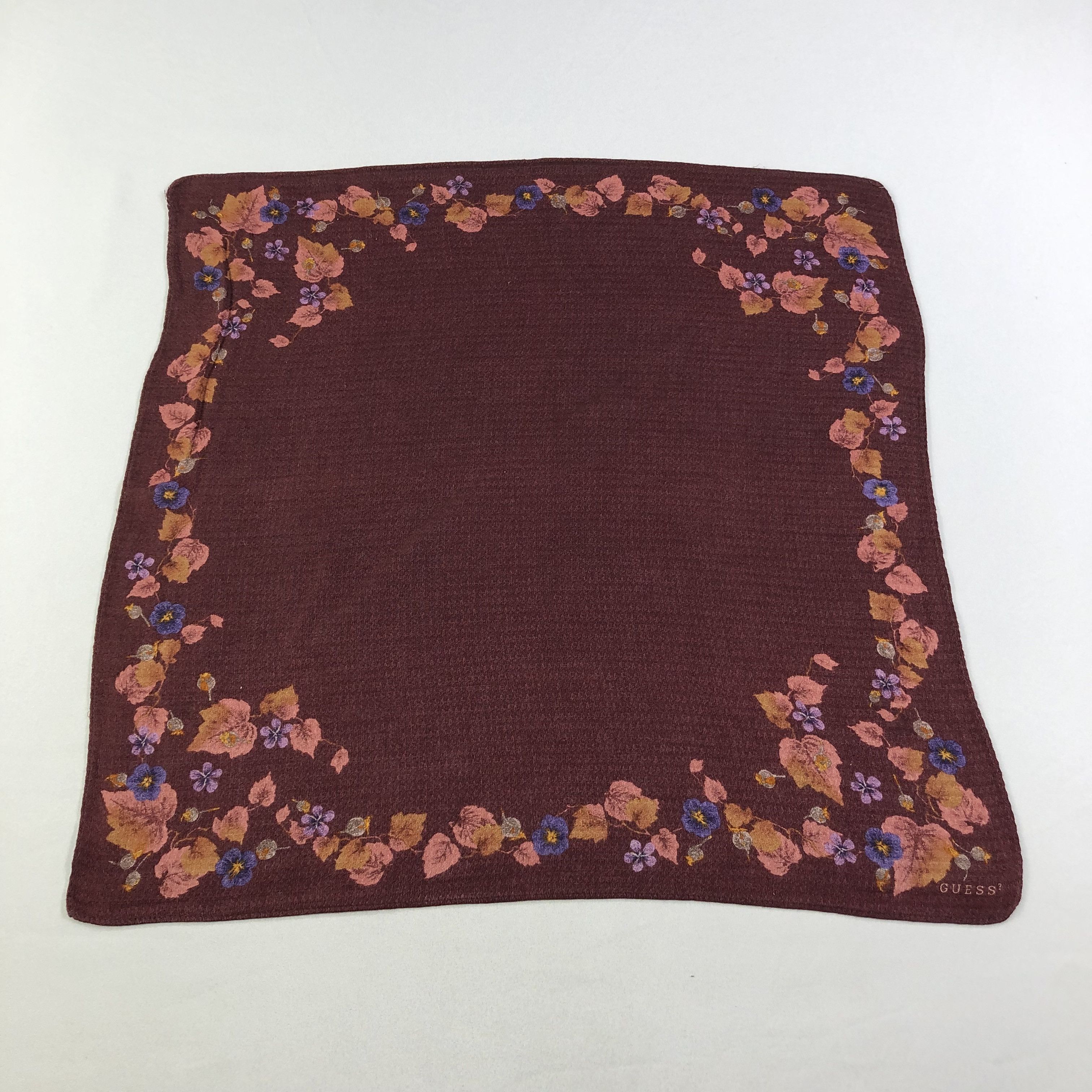 Guess Guess Floral Handkerchief Neckerchief Bandana H1970 Size ONE SIZE - 1 Thumbnail