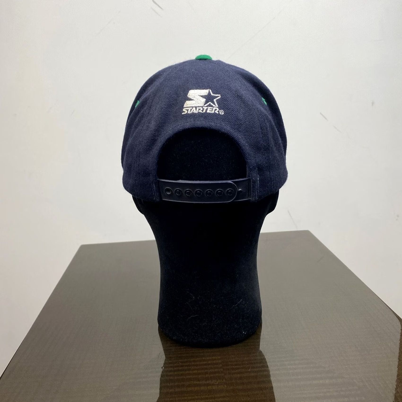 Starter VINTAGE Starter Notre Dame Fighting Irish Wool Snapback Hat 90s Blue One Size Men Size ONE SIZE - 4 Thumbnail