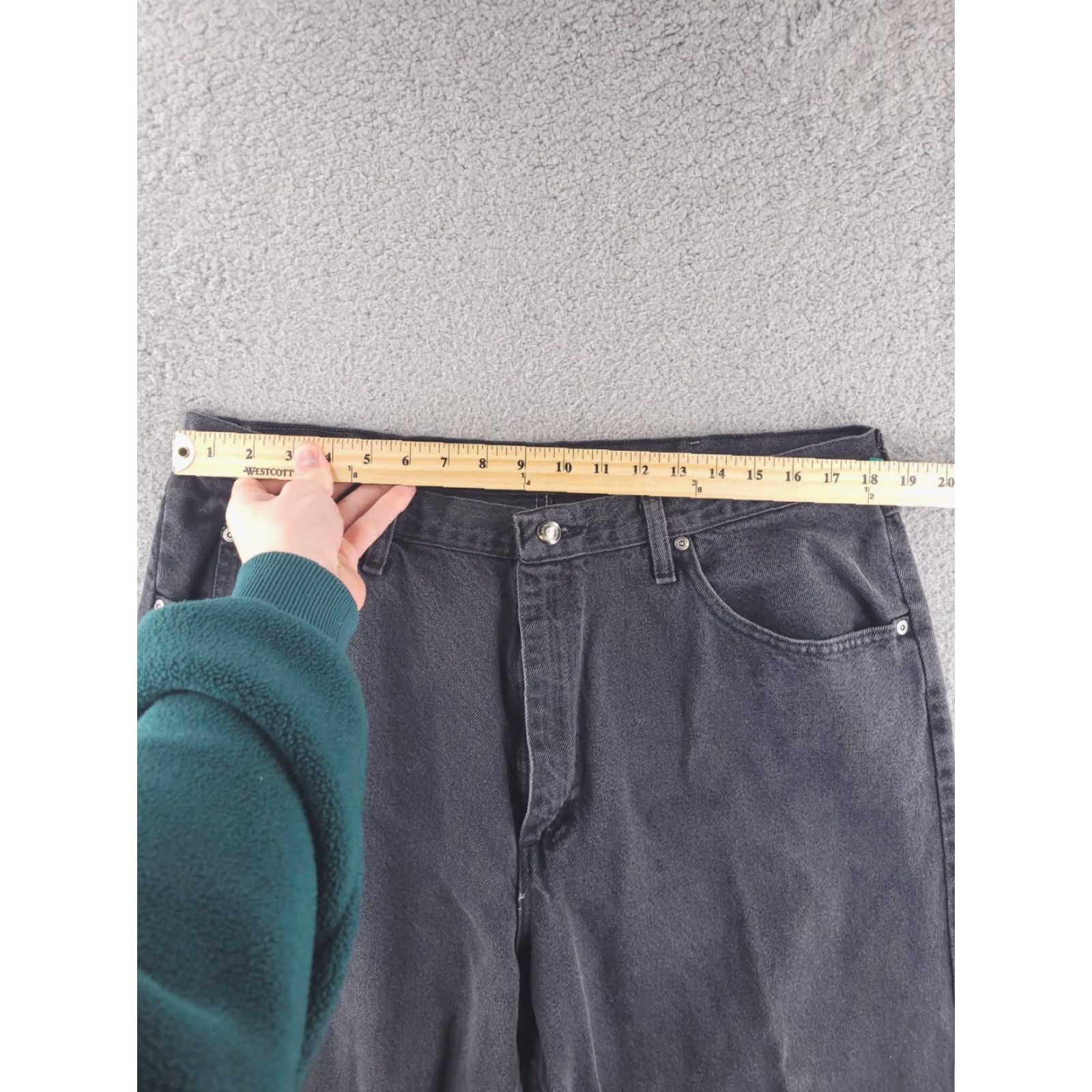 Wrangler VINTAGE Wrangler Jeans Mens 36x33 Black Distressed Faded Work Jeans Straight 36 Mens Black Distressed Work Jeans Size US 36 / EU 52 - 4 Thumbnail