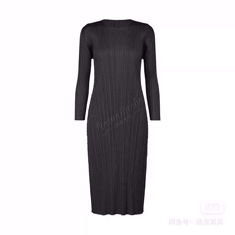 Issey Miyake Issey Miyake size:2 black dress Size XS / US 0-2 / IT 36-38 - 7 Thumbnail